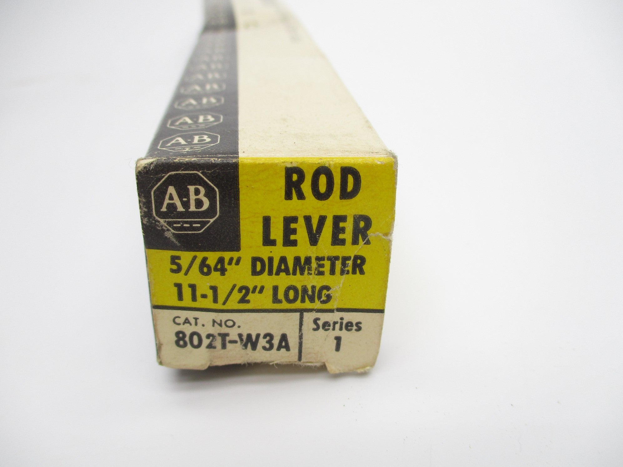 ALLEN BRADLEY 802T-W3A SER. 1 (BK/YL) NSMP