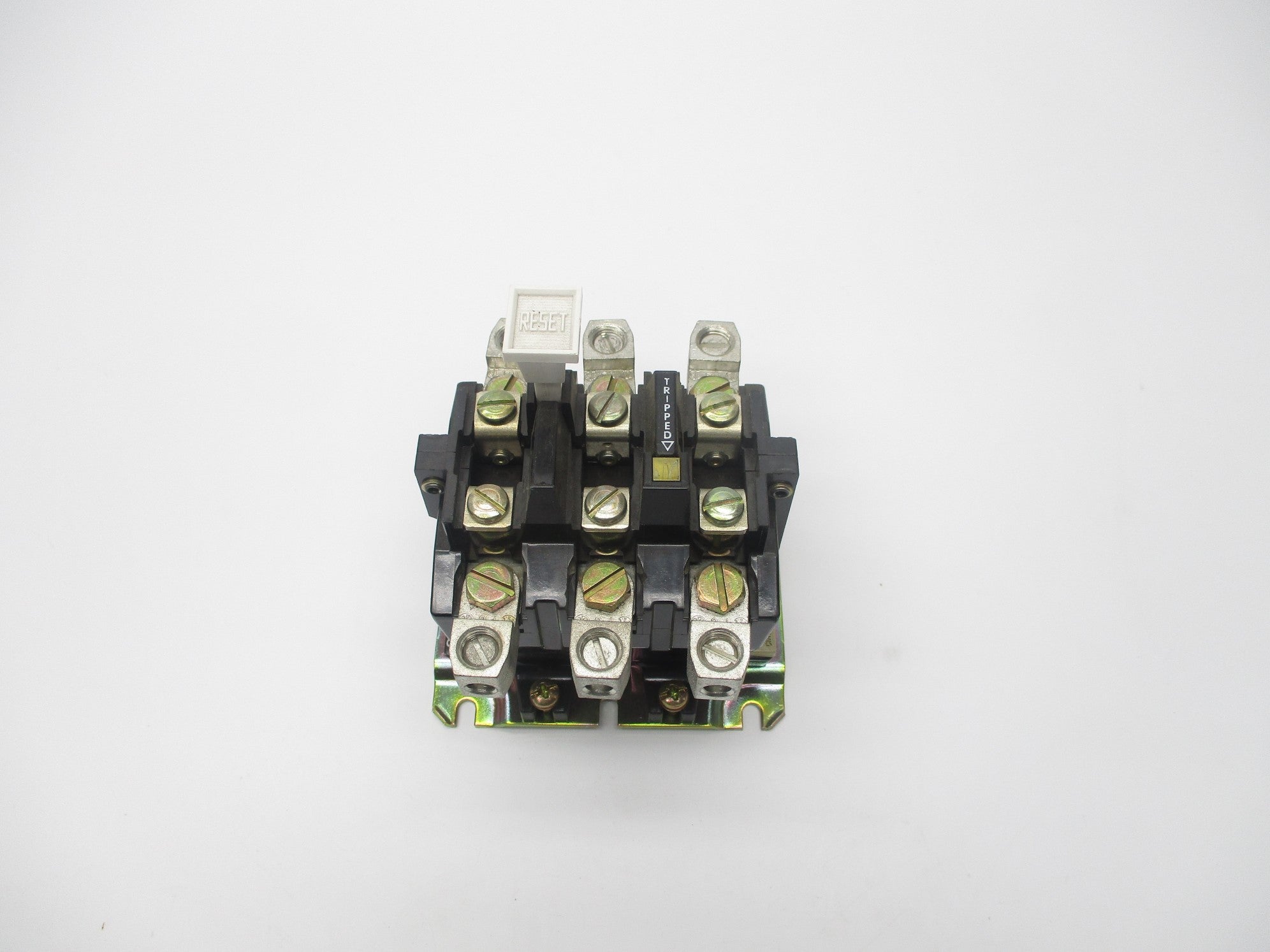 INDUSTRIAL SPARE PART 592-COV16 SER. B 120/600V NSNP
