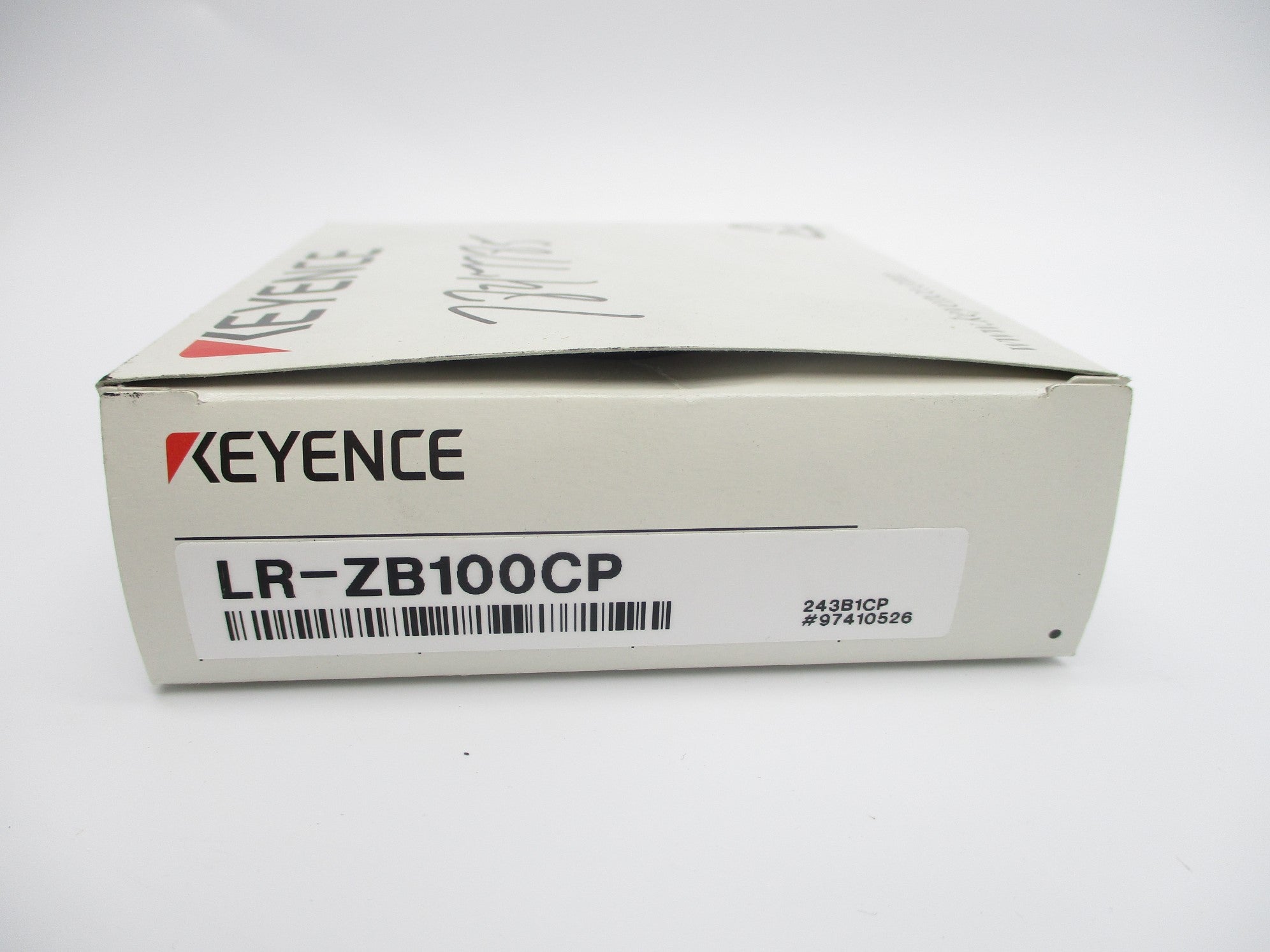 KEYENCE LR-ZB100CP 10-30VDC NSMP