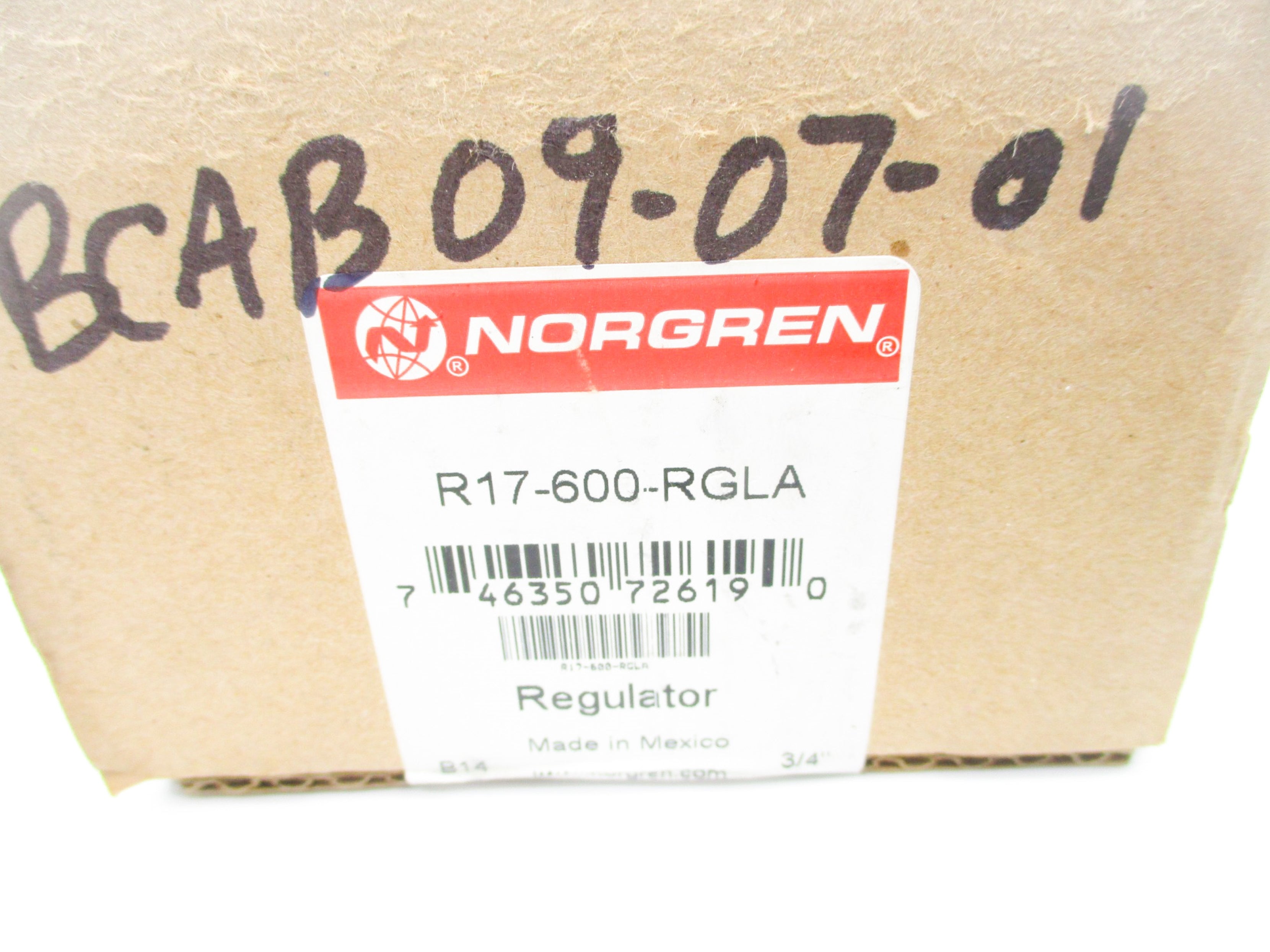 NORGREN R17-600-RGLA 300PSI NSMP