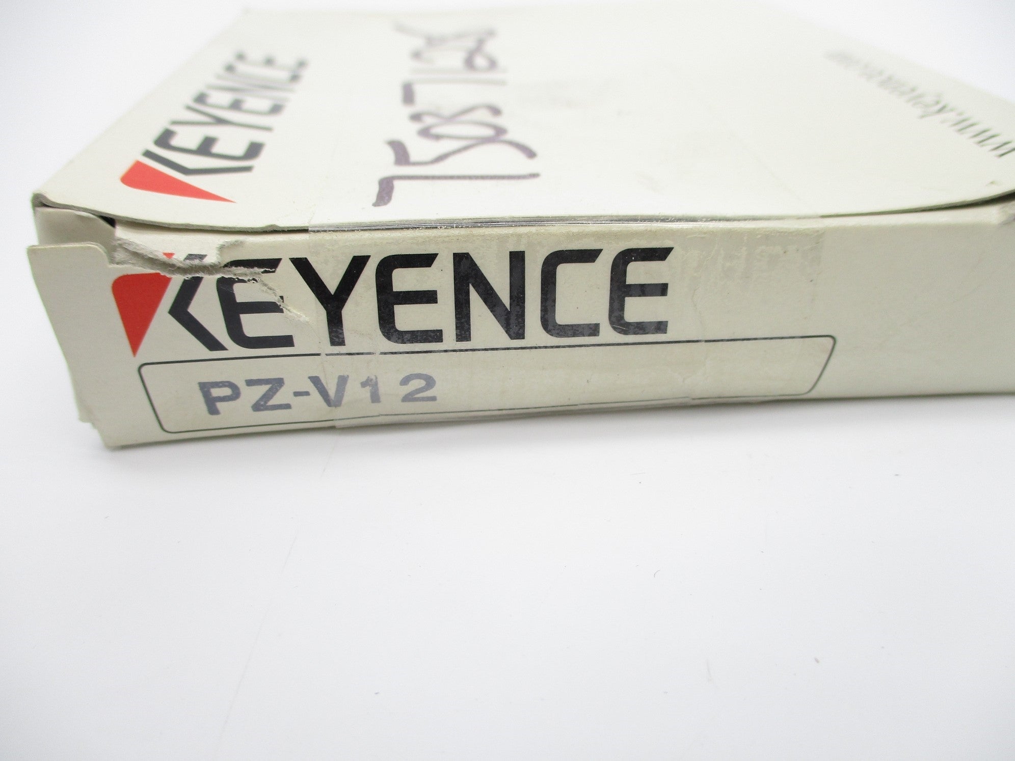 KEYENCE PZ-V12 12-24VDC NSMP