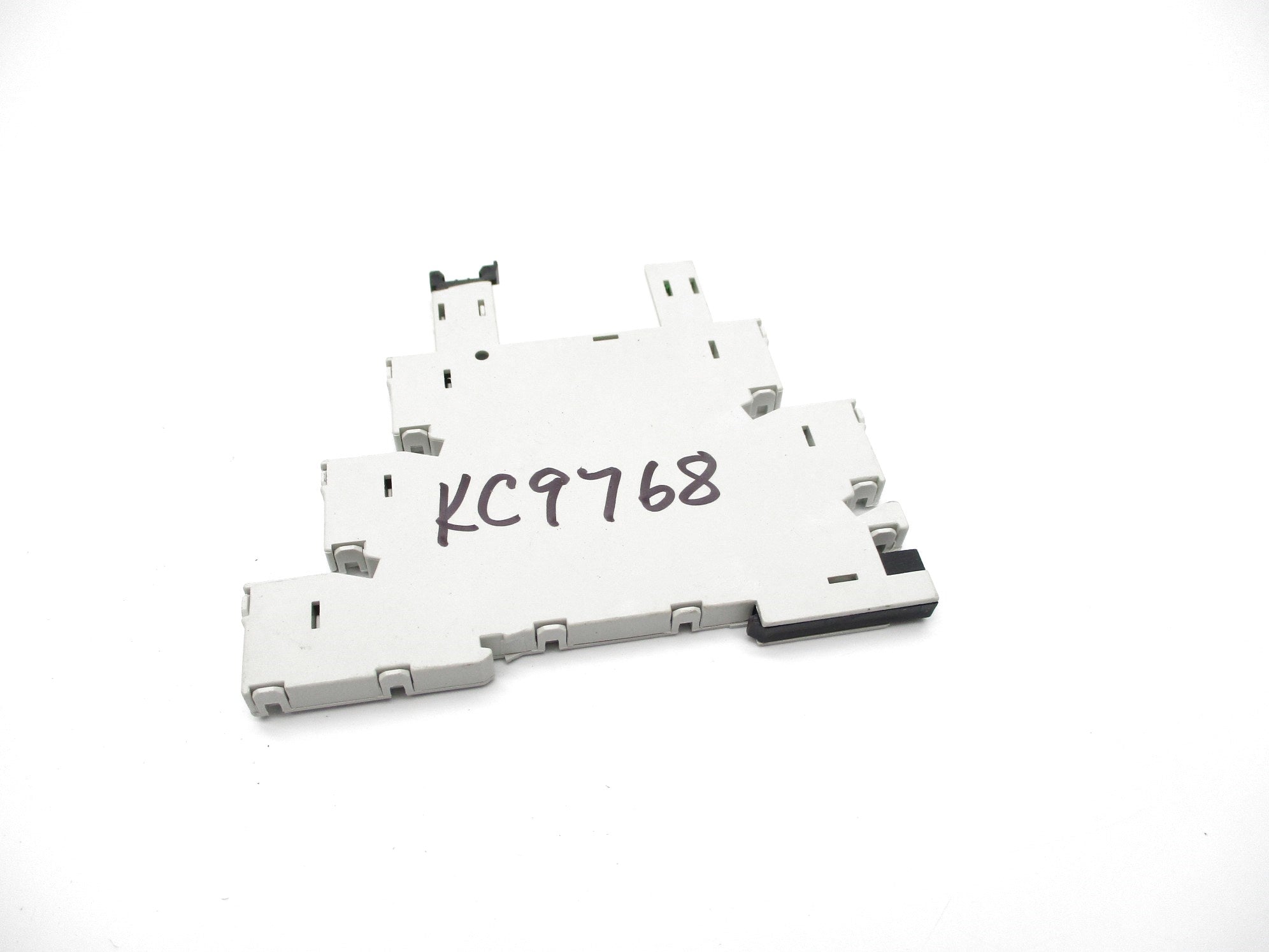 INDUSTRIAL SPARE PART 700-HLT1Z24 SER. A 24VDC 6A NSNP