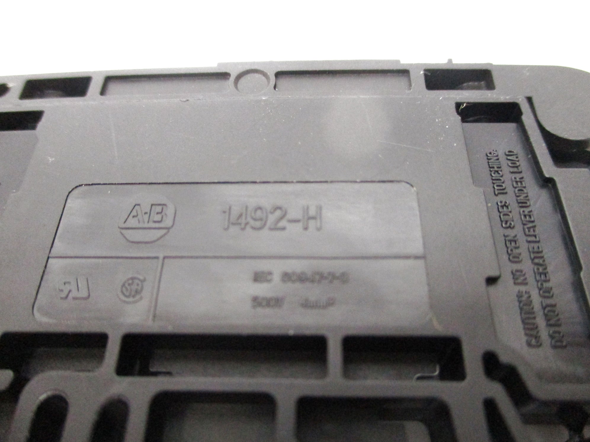 ALLEN BRADLEY 1492-H 10-57VAC/DC NSNP