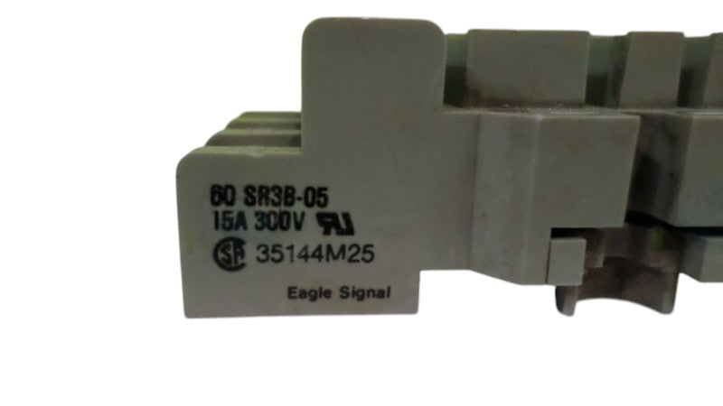 EAGLE SIGNAL SR3B-05 RELAY SOCKET UNMP