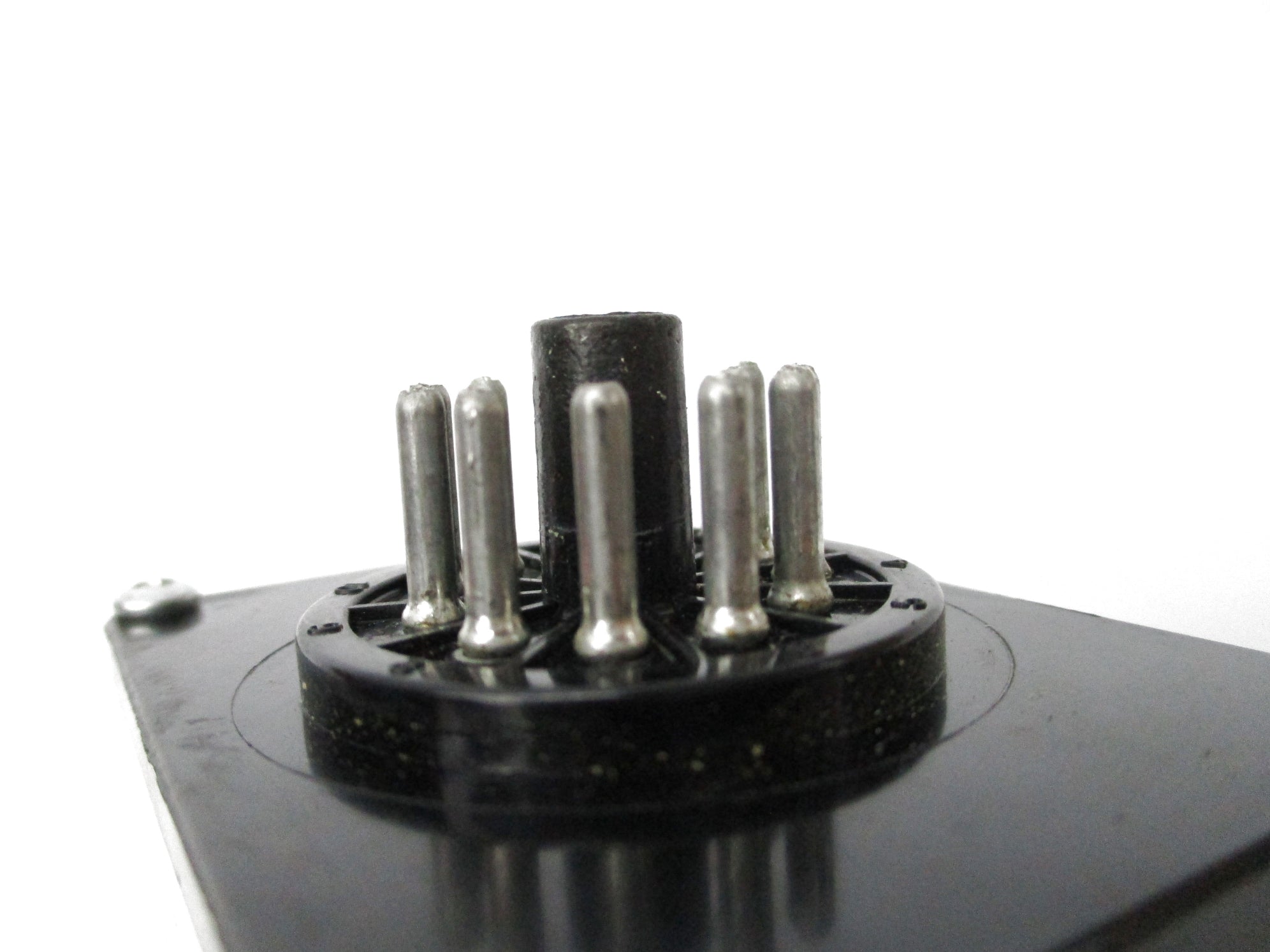 INDUSTRIAL SPARE PART 700-HT22AU120 SER. A 120VAC UNMP