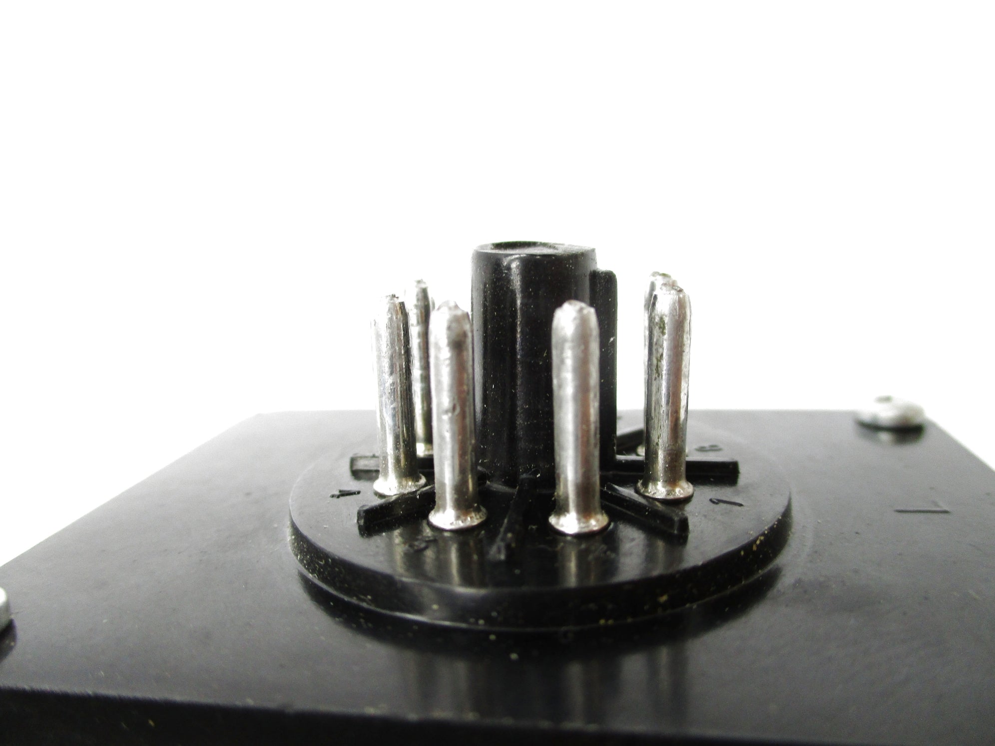 ALLEN BRADLEY 700-HT12AA1 SER. A 120VAC 10A 0.1-10S UNMP