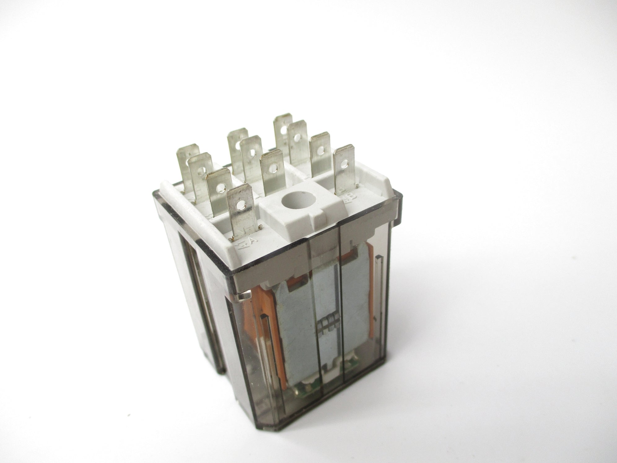 INDUSTRIAL SPARE PART 700-HB33A1-4 SER. E 120VAC 15A (WH) NSMP