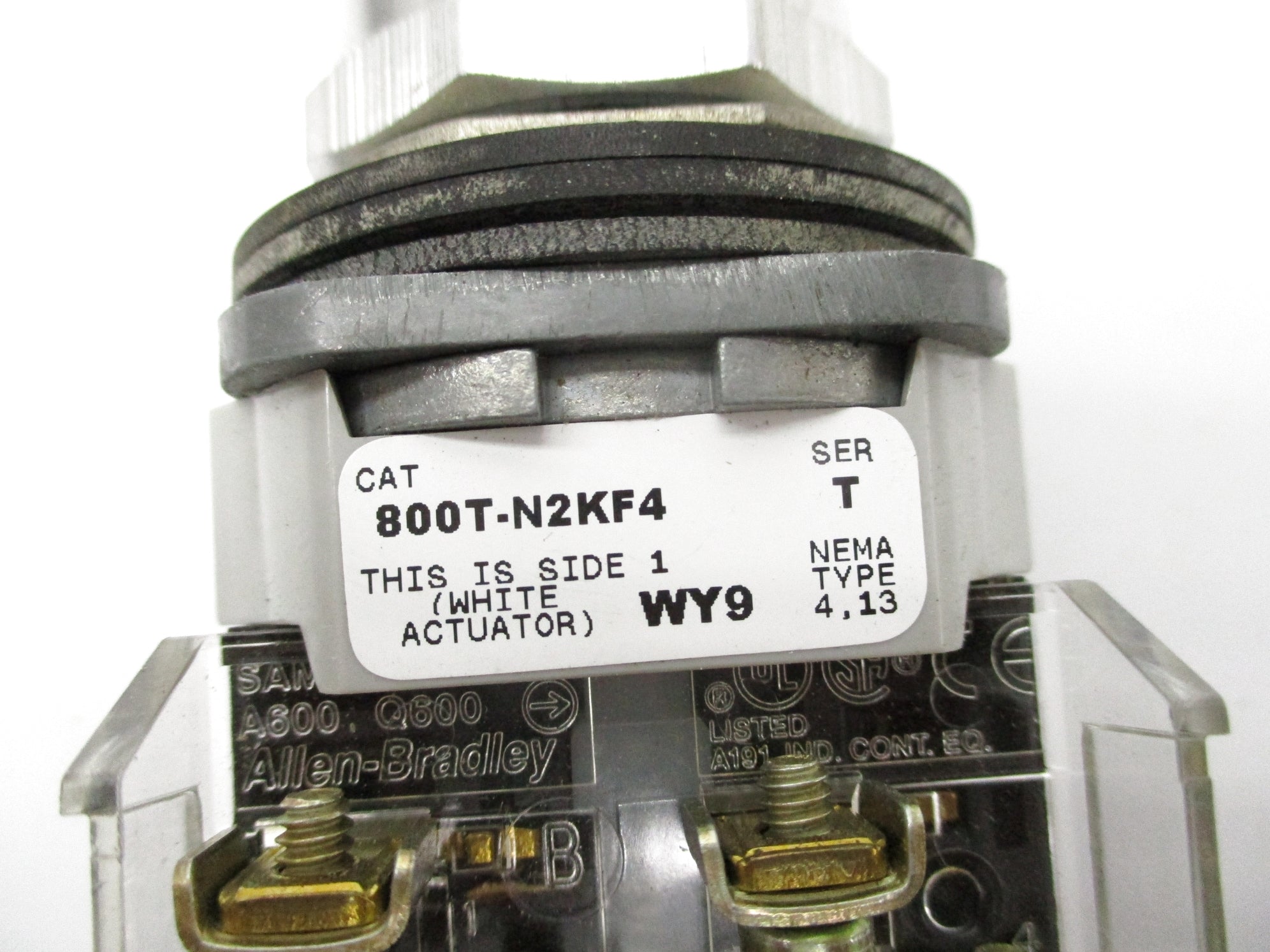 ALLEN BRADLEY 800T-N2KF4B SER. T NSNP
