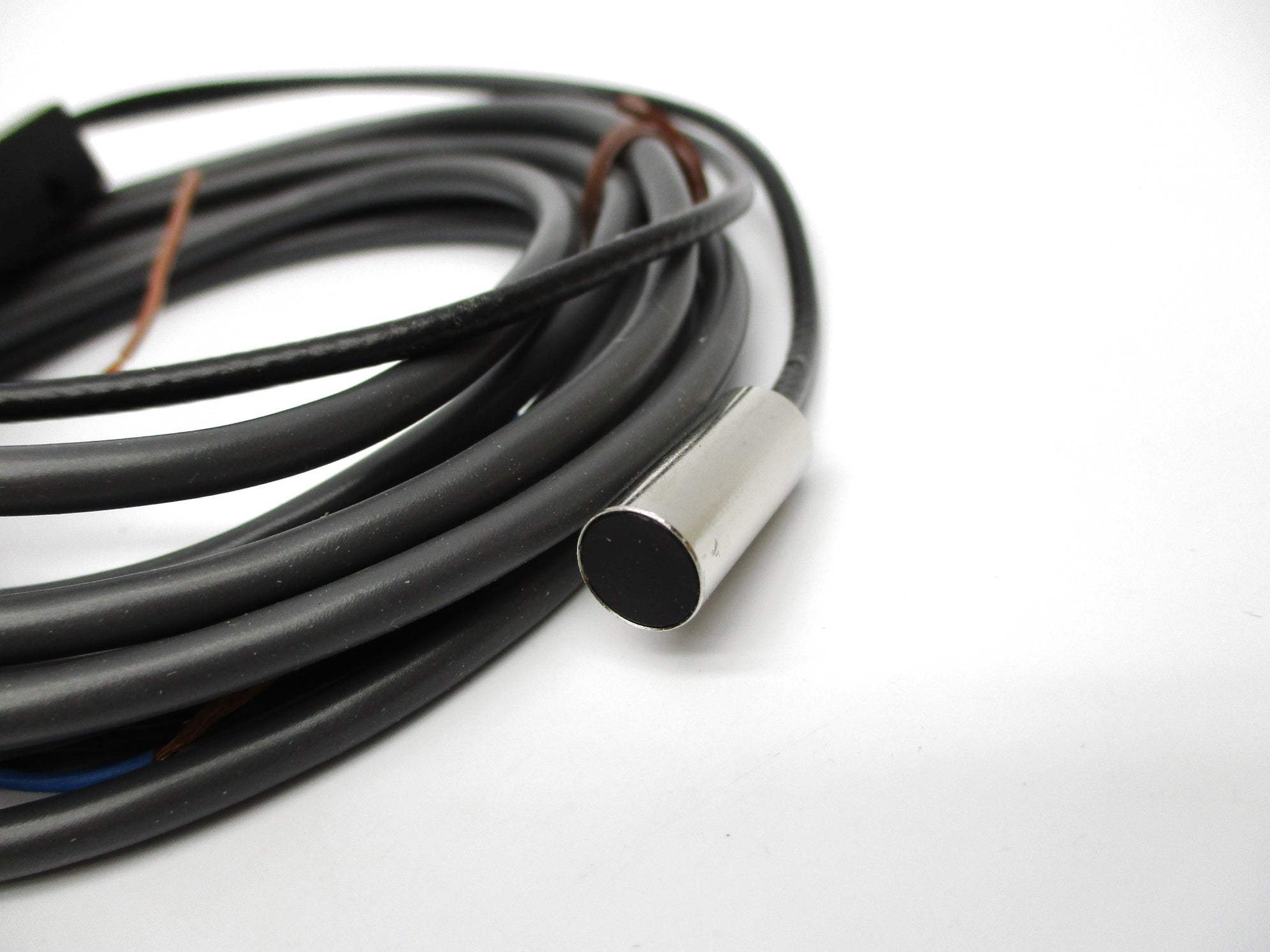 OMRON E2EC-C2R5C1 5-24VDC NSNP