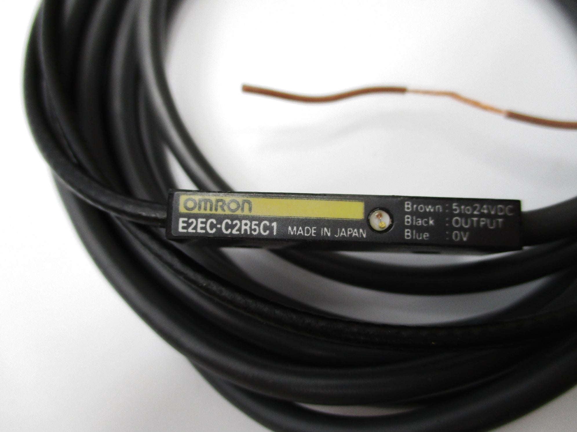 OMRON E2EC-C2R5C1 5-24VDC NSNP