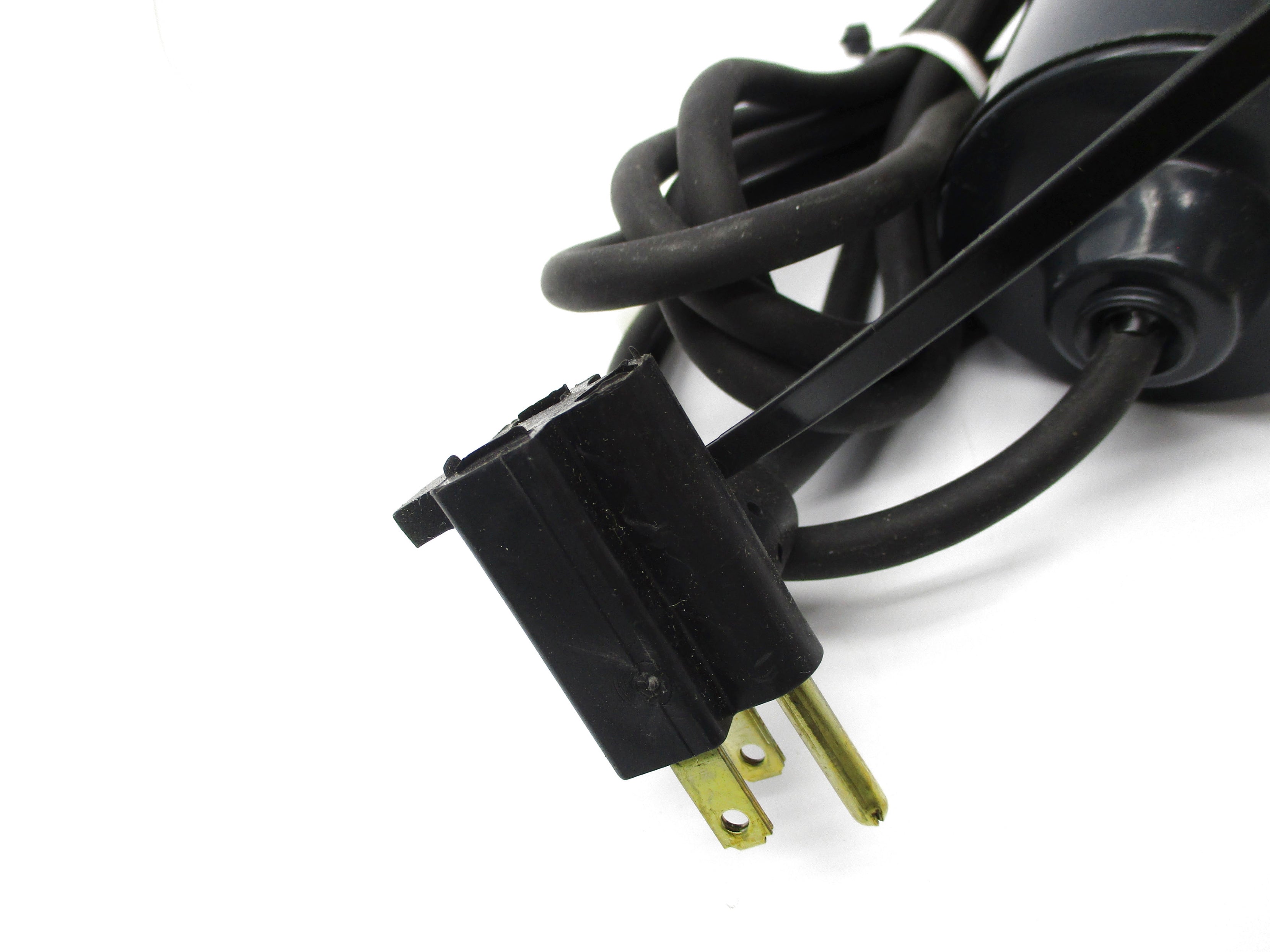 DAYTON 6PNV6A 115VAC 13A NSNP