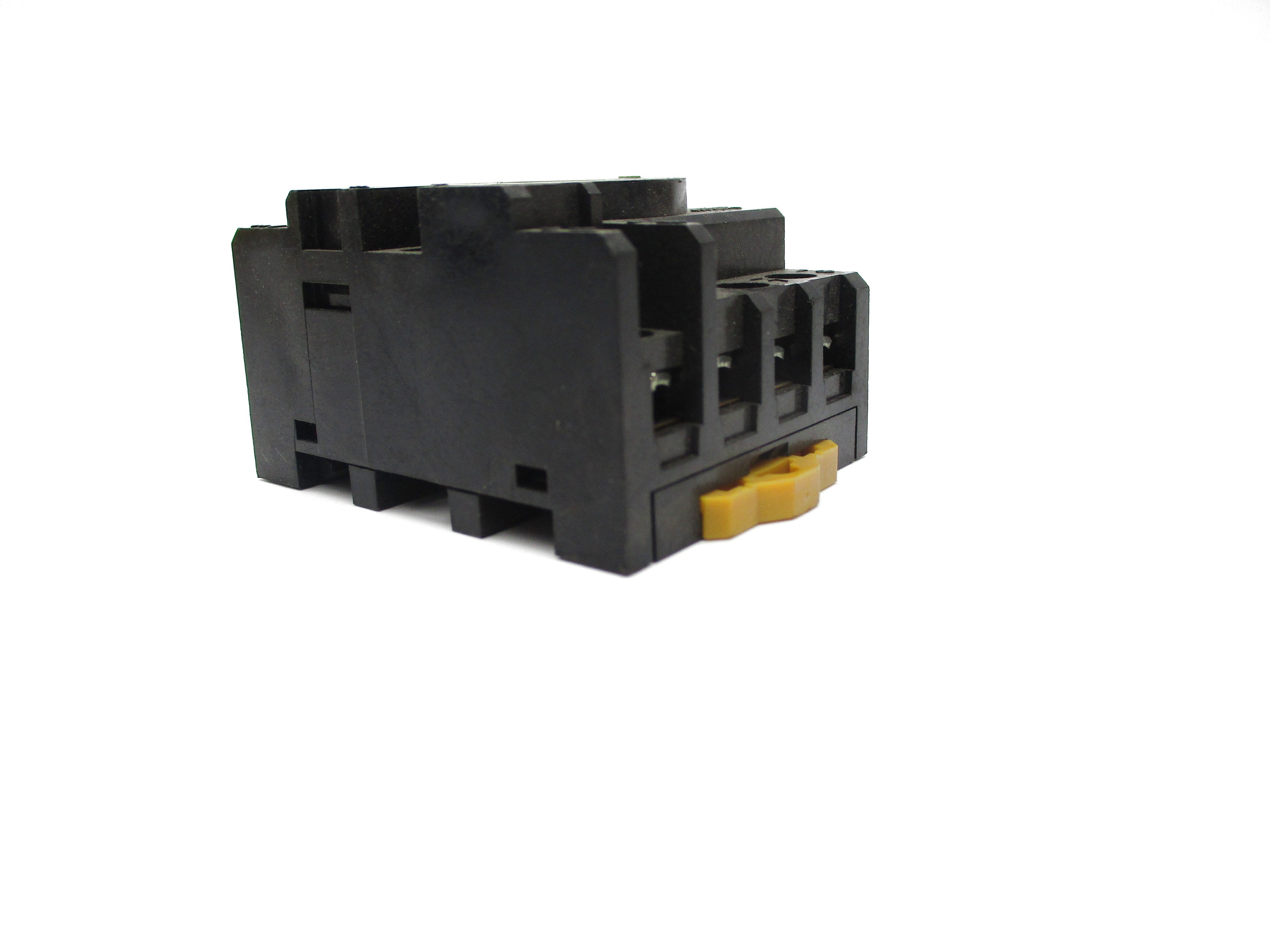 OMRON PF113A-E 250V 10A NSNP
