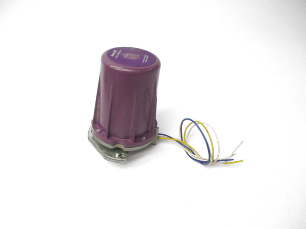 HONEYWELL C7061A1012 120V UNMP