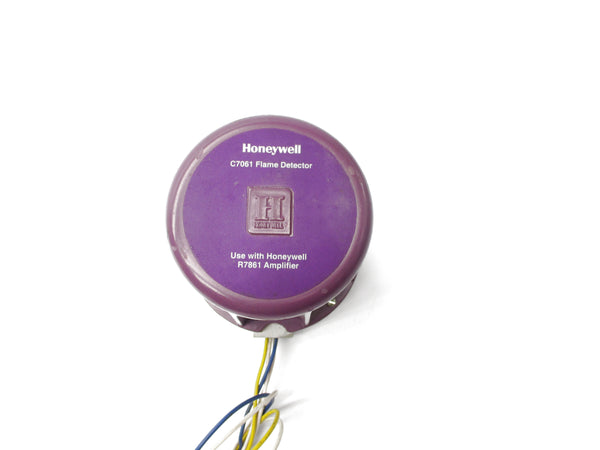 HONEYWELL C7061A1012 120V UNMP