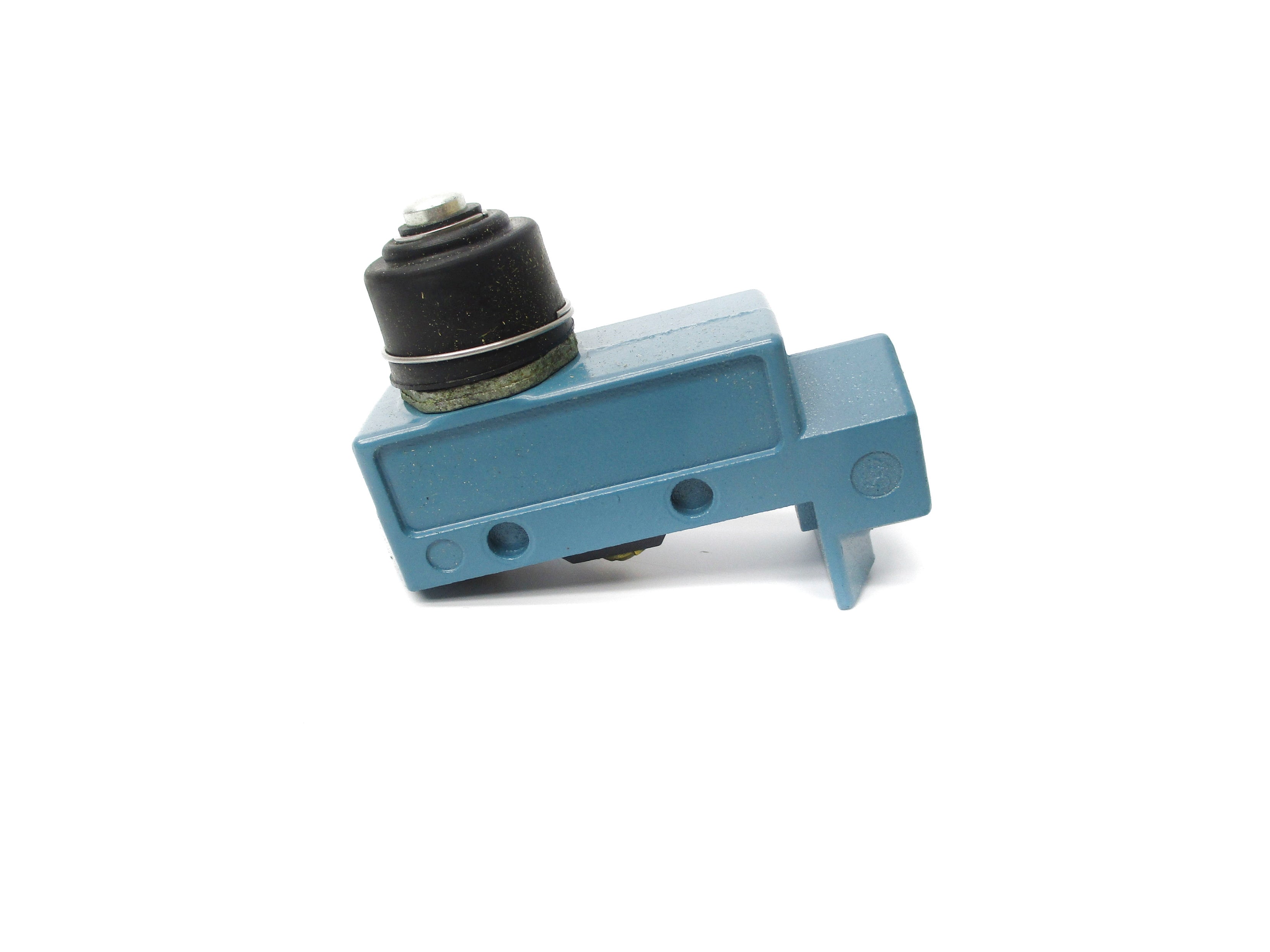 MICRO SWITCH BZV6-2RN (AS PICTURED) NSNP