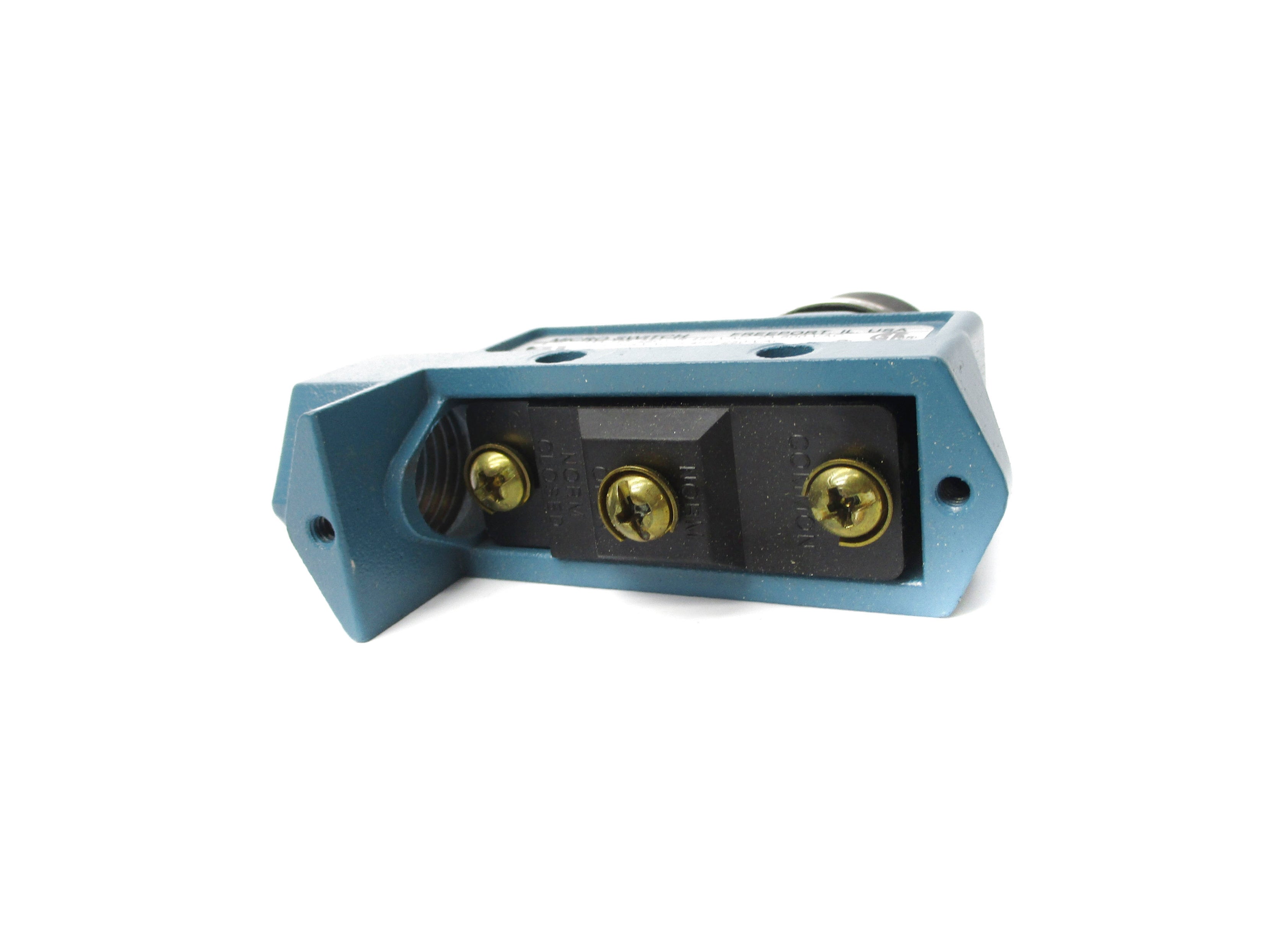 MICRO SWITCH BZV6-2RN (AS PICTURED) NSNP