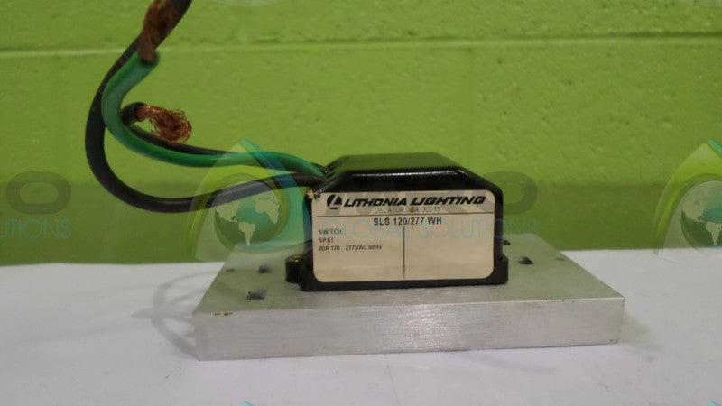 LITHONIA LIGHTING SLS-120/177WH UNMP