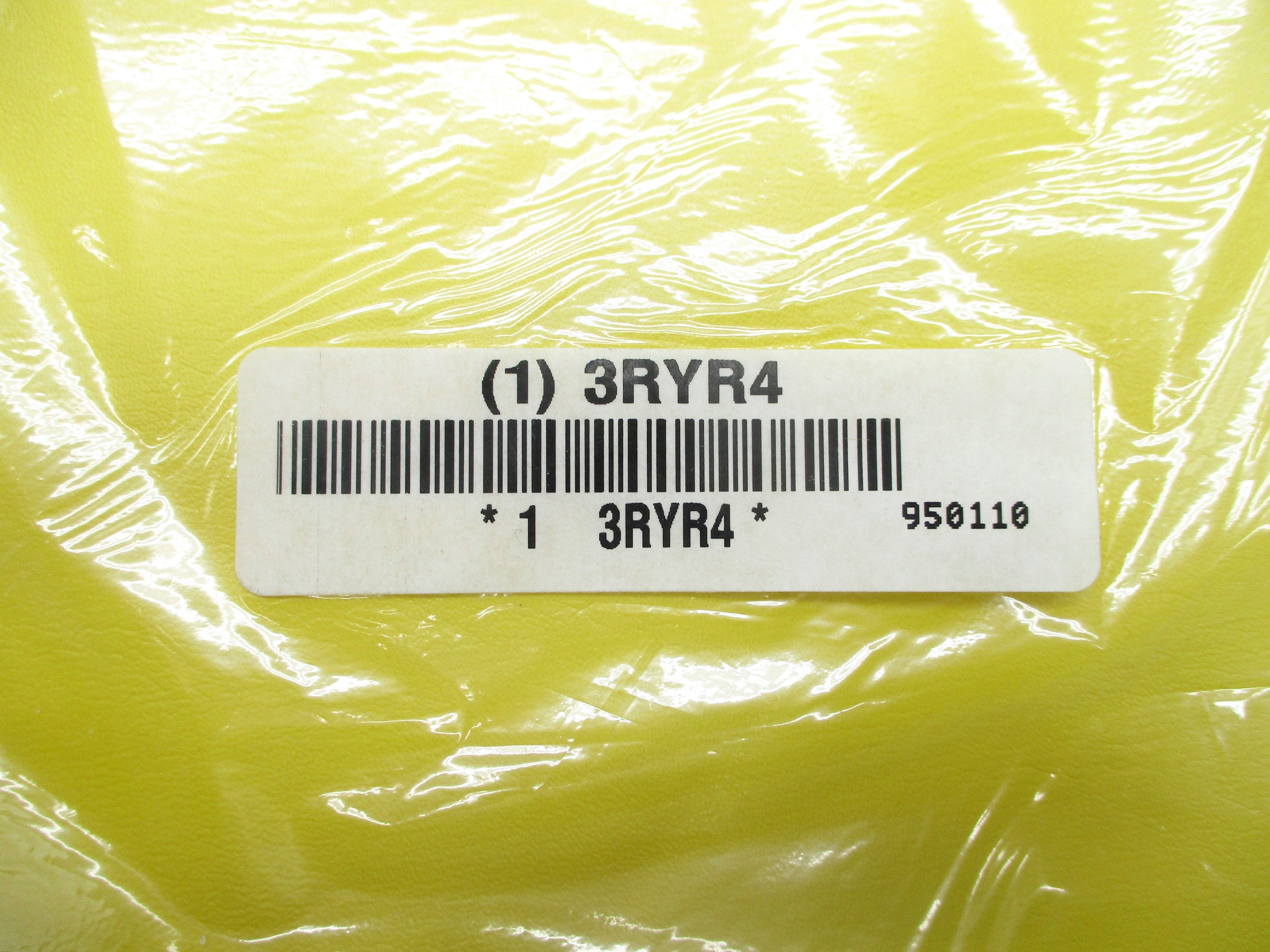 APRON 3RYR4 NSMP