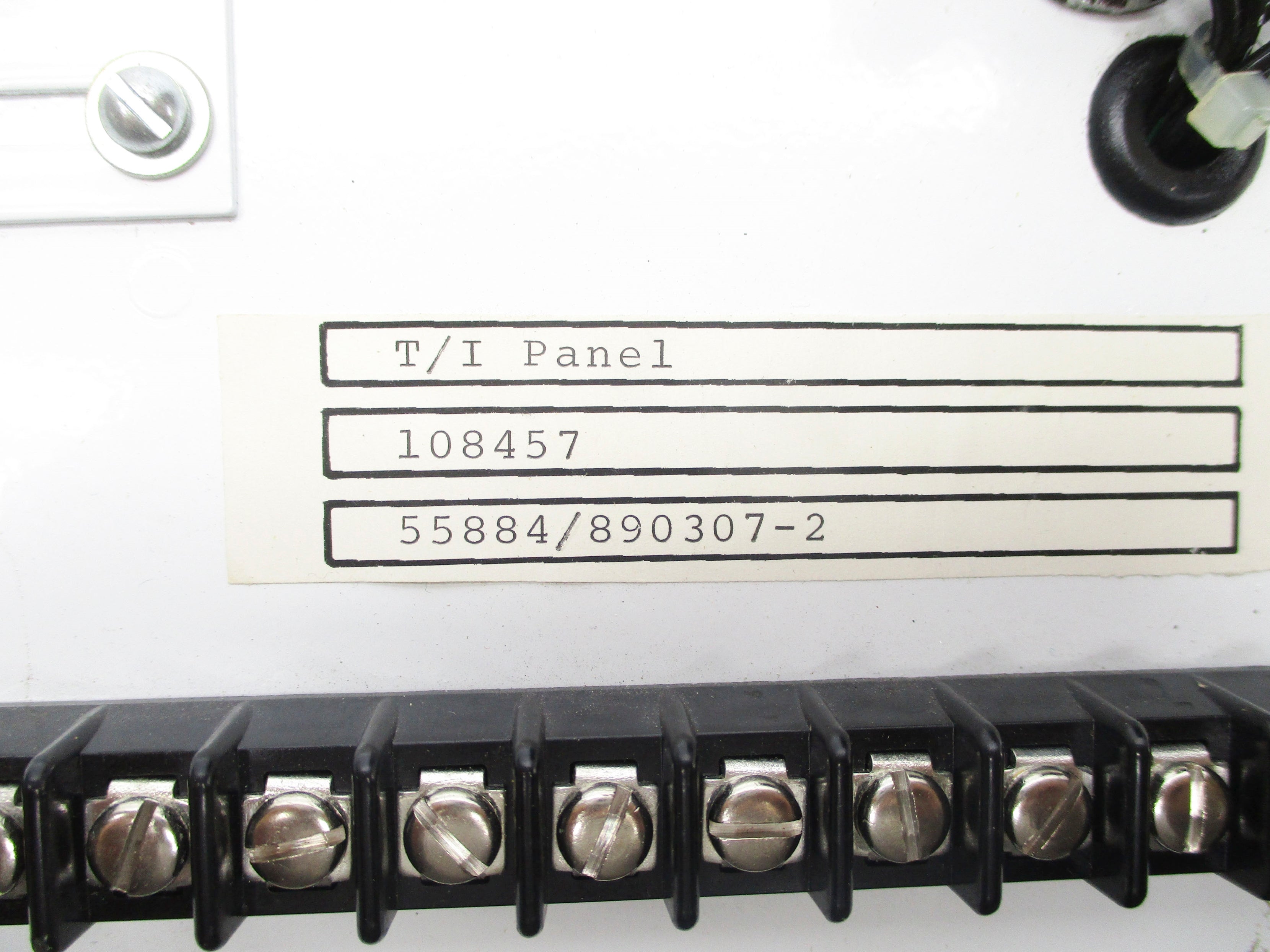 T/I PANEL 108457 55884/890307-2 UNMP
