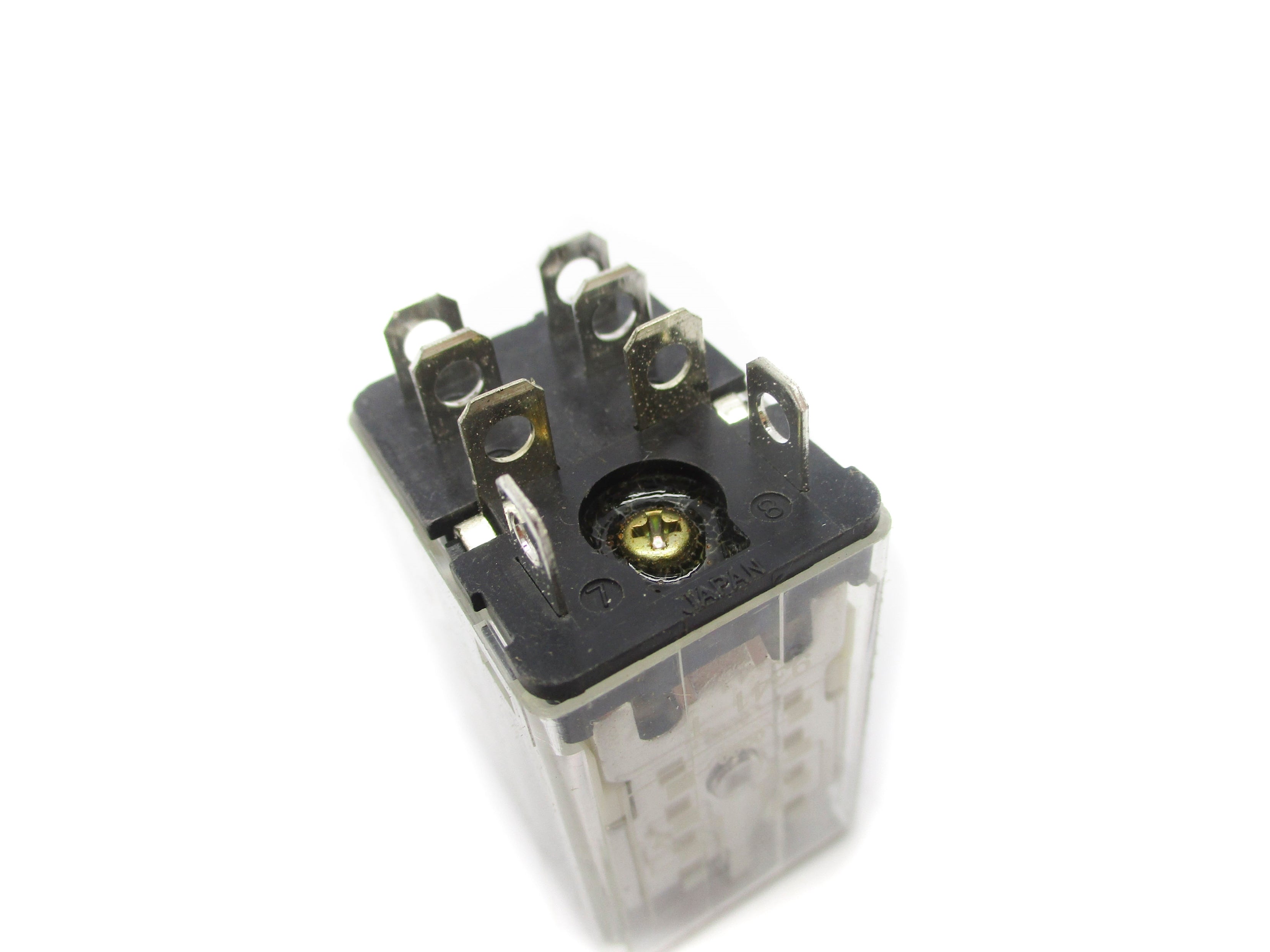 INDUSTRIAL SPARE PART 700-HF32A1 SER. A 120VAC 10A (BK/YL) NSMP