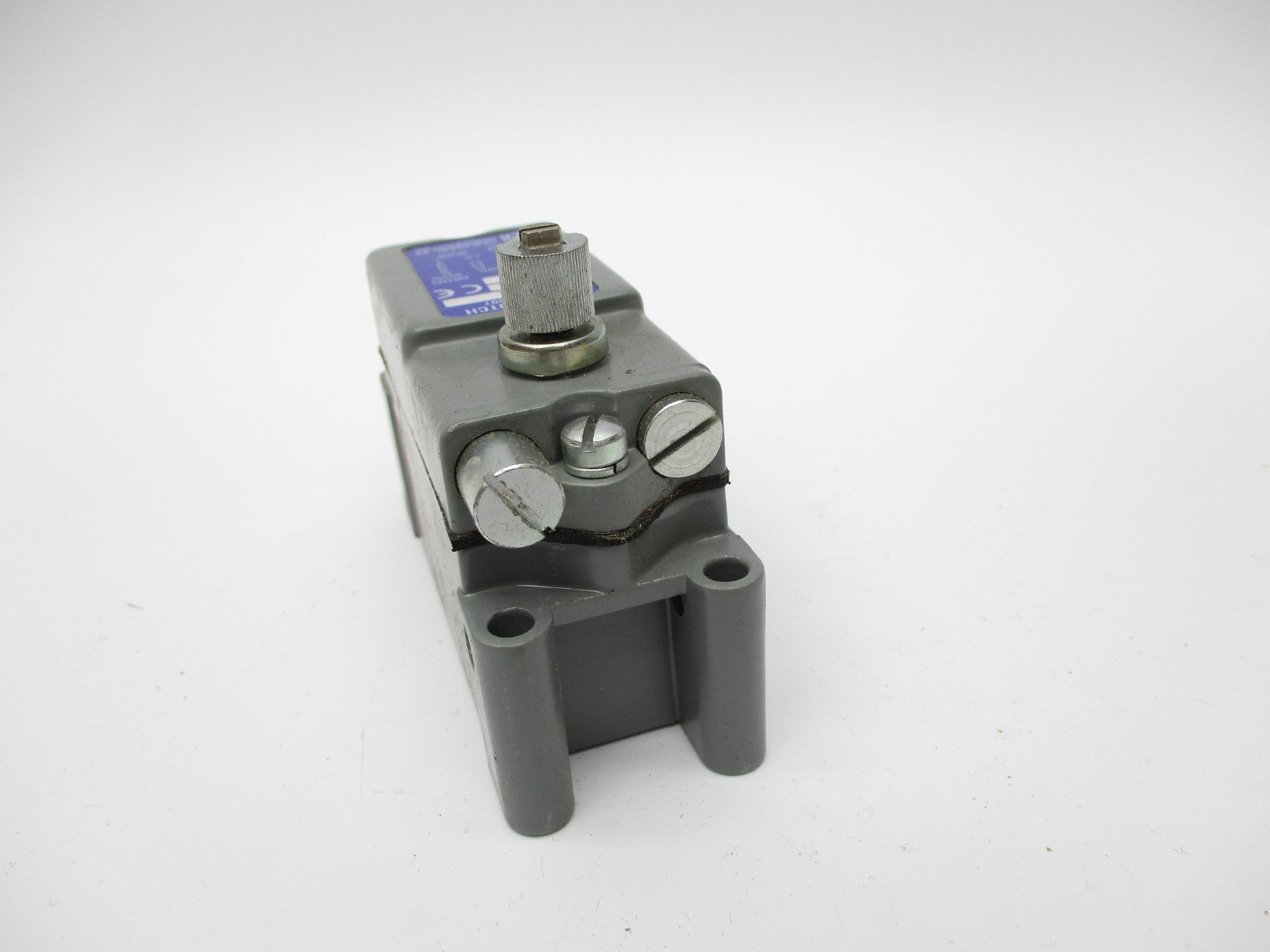 SQUARE D 9007AW12 SER. D 600V 8A NSNP