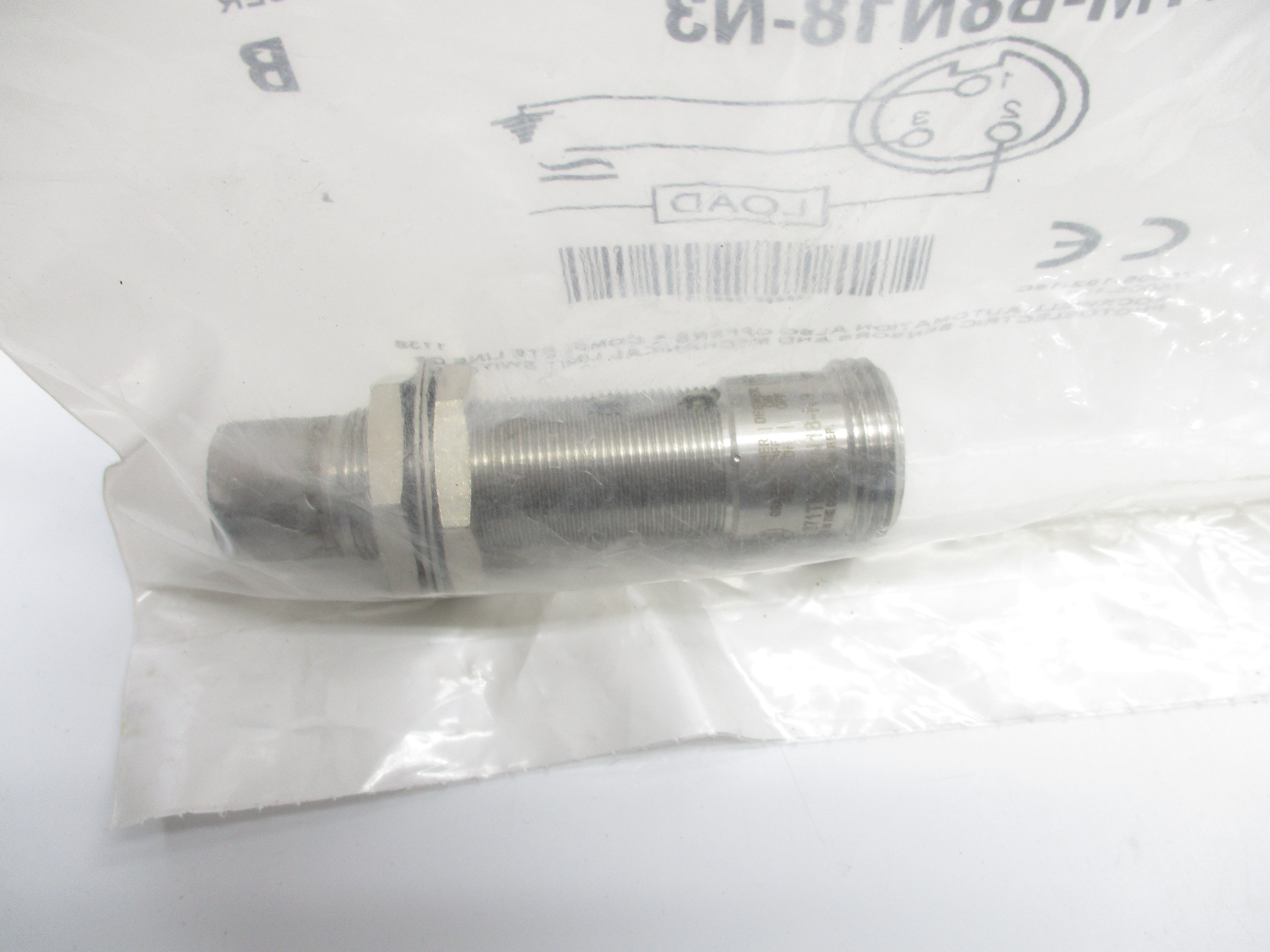 ALLEN BRADLEY 871TM-B8N18-N3 SER. B 20-250VAC/DC NSMP