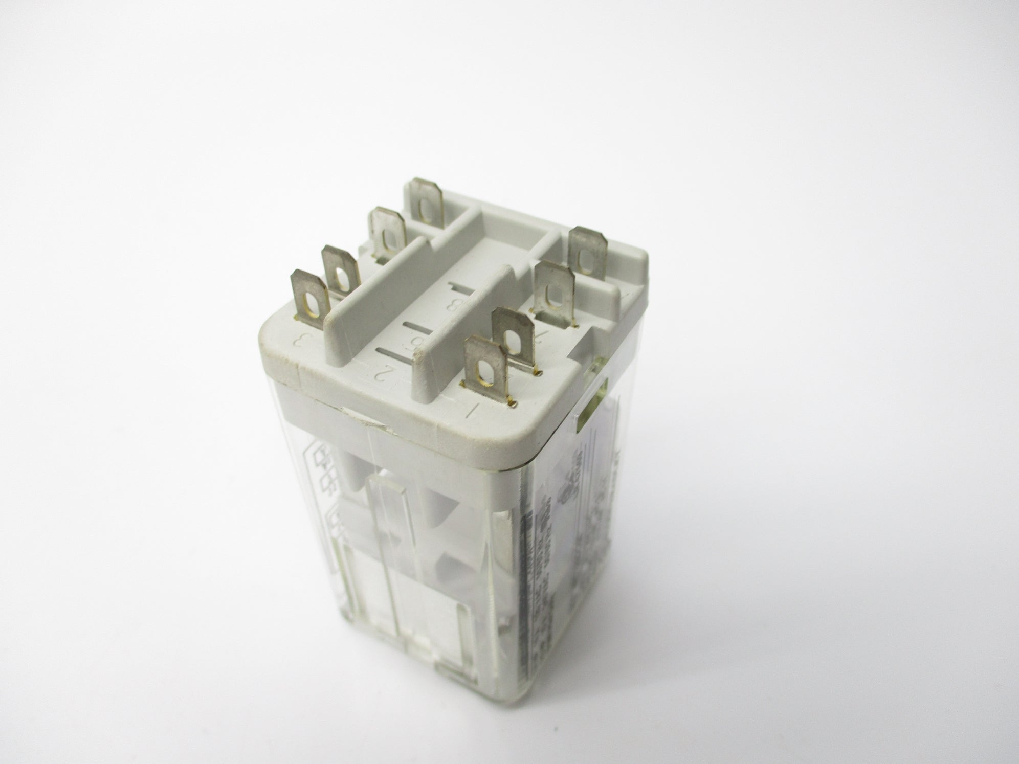 INDUSTRIAL SPARE PART 700-HB32A1-4 SER. A 10A 120VAC (BK/YL) NSMP