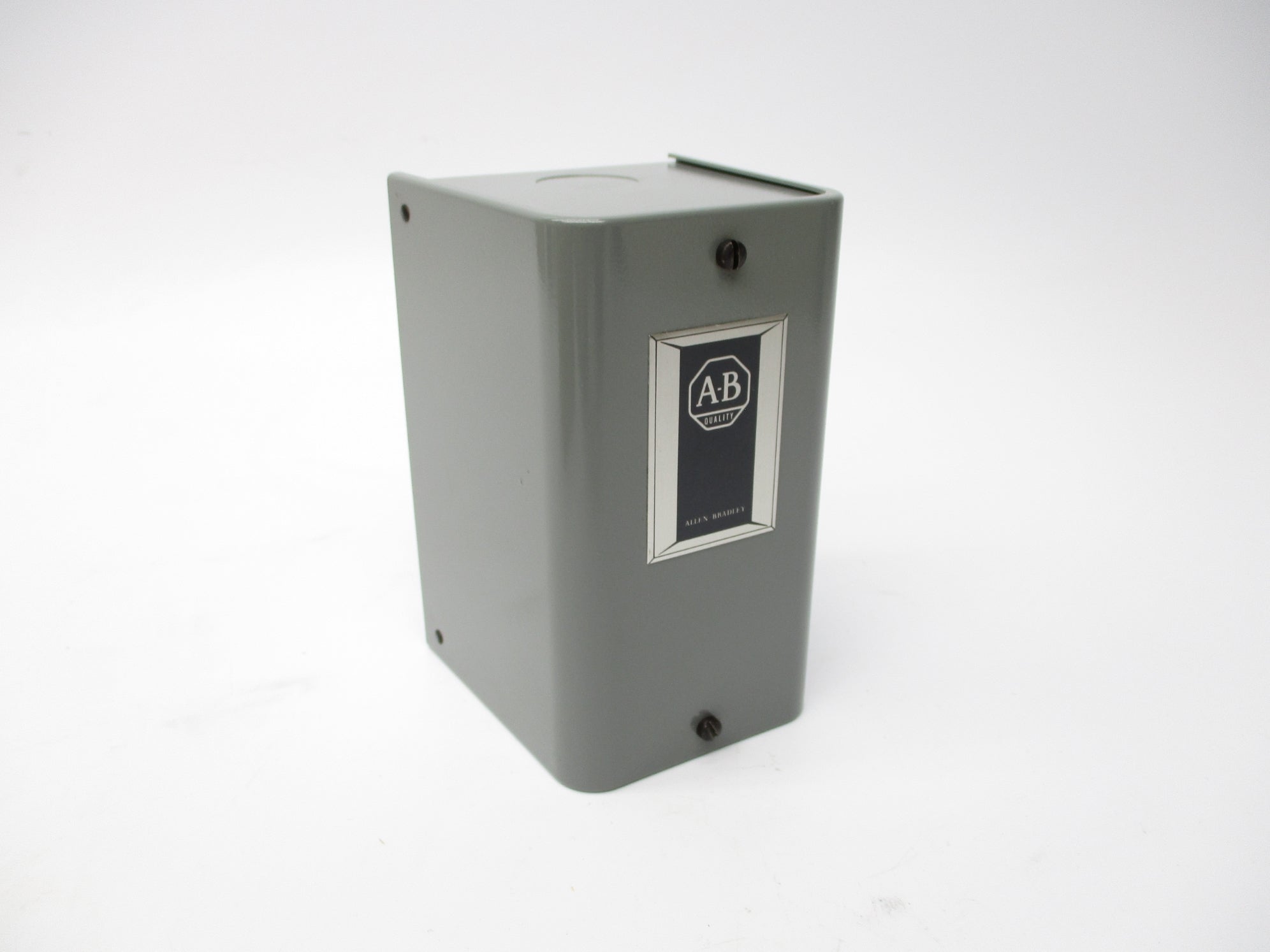 INDUSTRIAL SPARE PART 700-CL201A24 SER. D 24V (BK/YL) NSMP