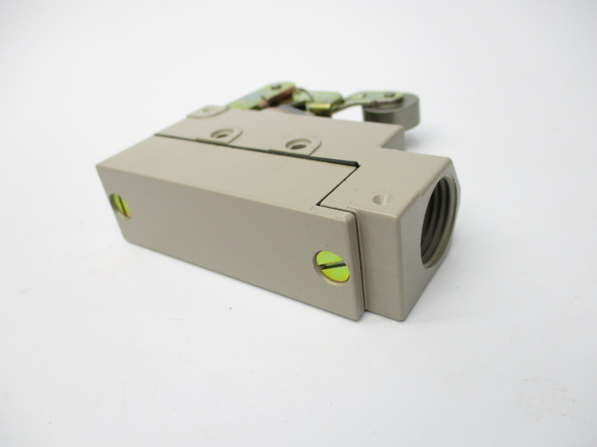 OMRON ZE-QA2-2S 480VAC 15A NSMP