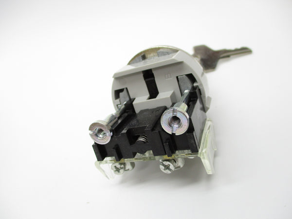 ALLEN BRADLEY 800T-H31A SER. T (WH) NSMP