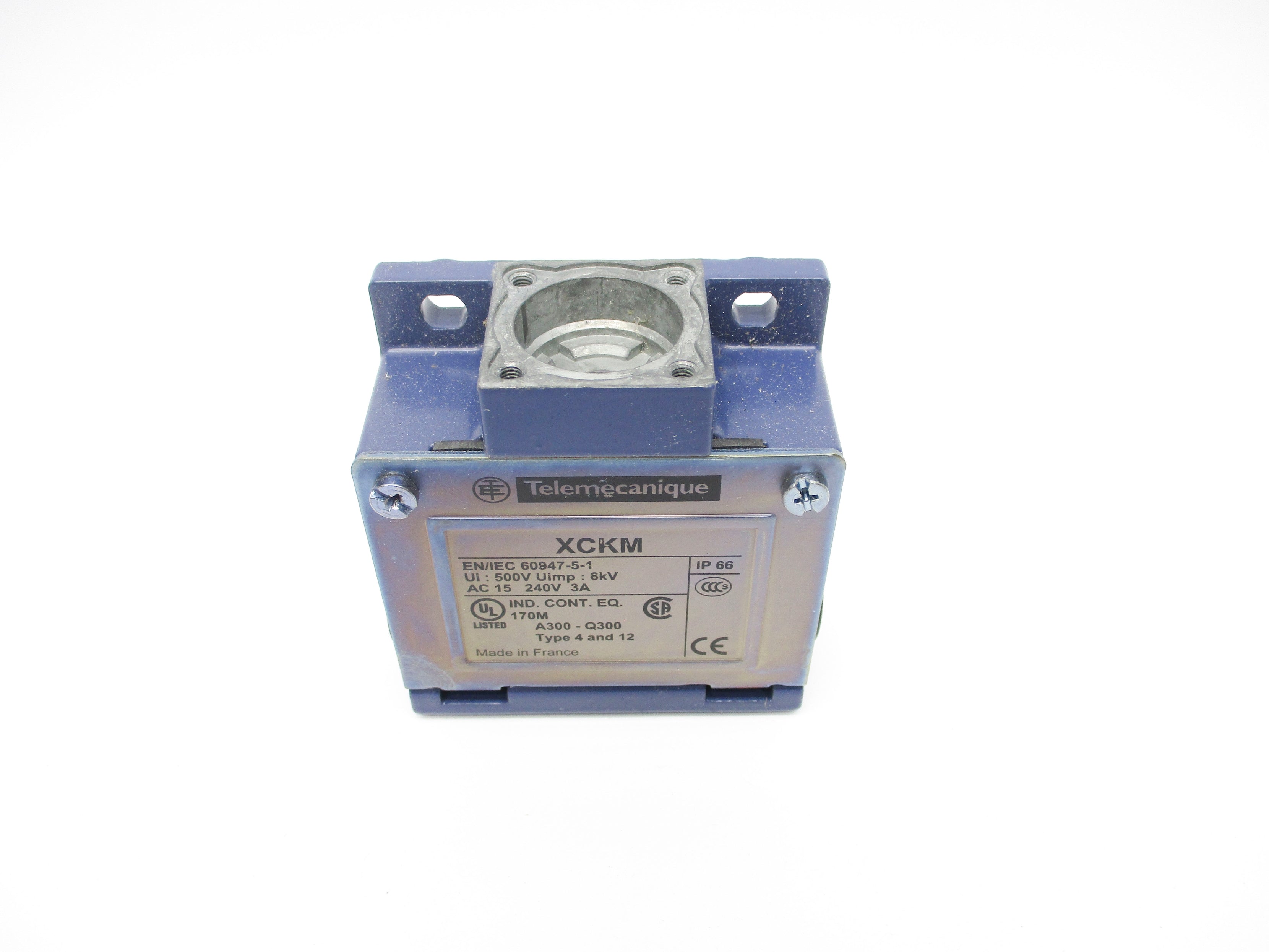 TELEMECANIQUE ZCKM1H7 240V 3A NSMP