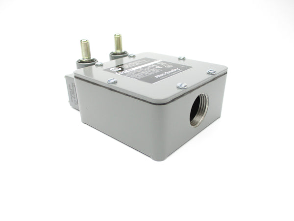 ALLEN BRADLEY 802T-AD SER. C 120-600VAC 60A (BR/WH) NSMP