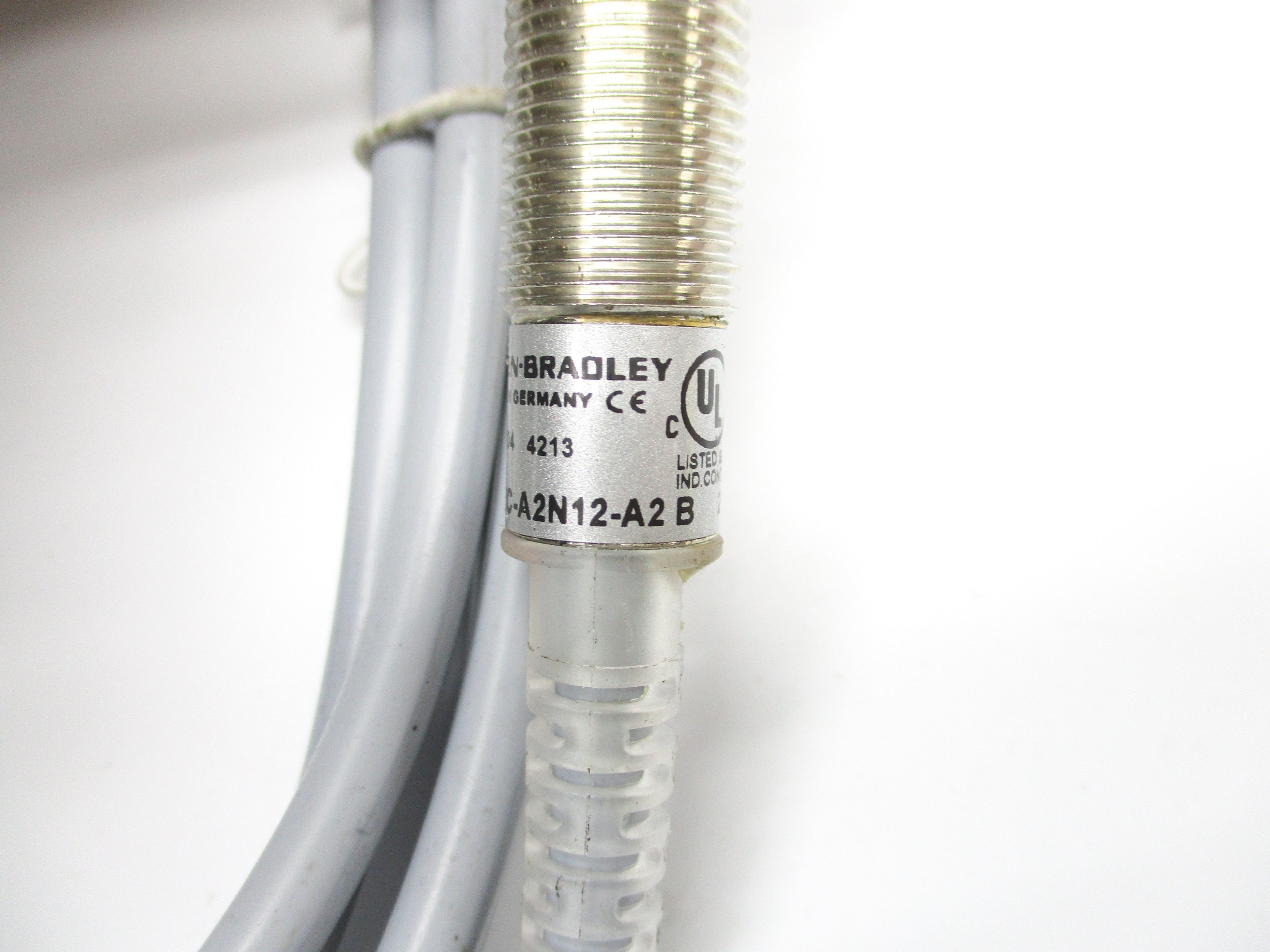 ALLEN BRADLEY 872C-A2N12-A2 SER. B NSNP
