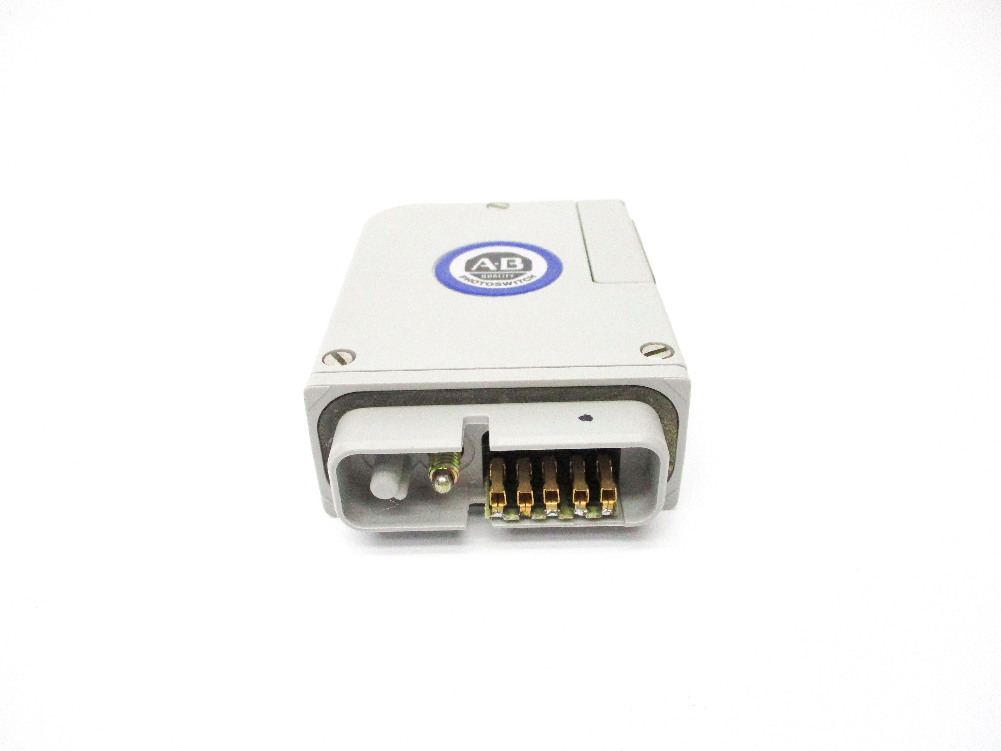 INDUSTRIAL SPARE PART 42DRU-5000 SER. B 10-30VDC (GY/BL) NSMP