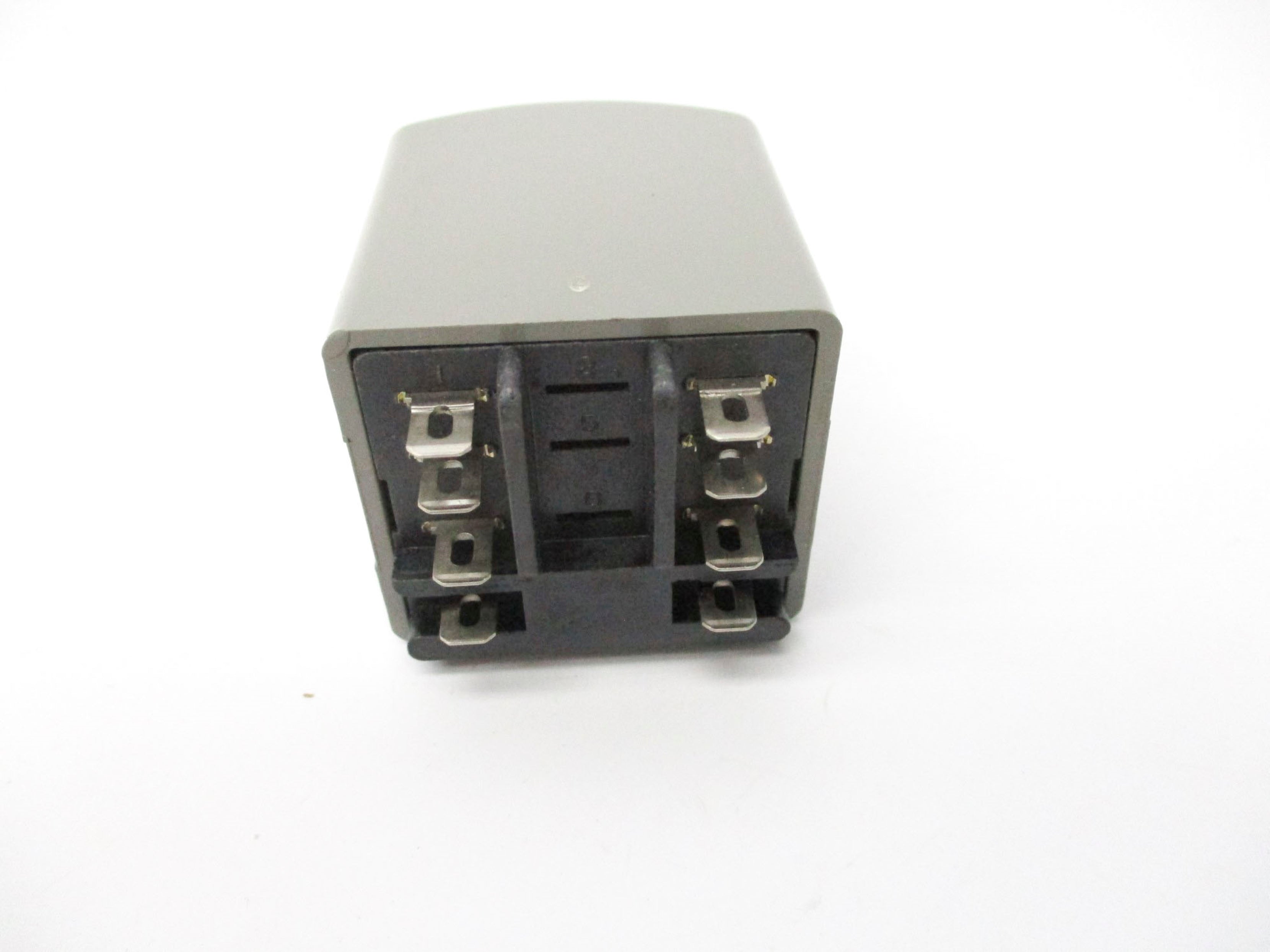 INDUSTRIAL SPARE PART 8-530 SER. B 120VAC 2.5A (WH) NSMP