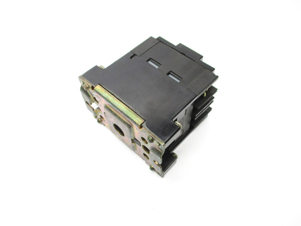 ALLEN BRADLEY 700-R200A1 SER. B 110/115-120V 30A NSNP