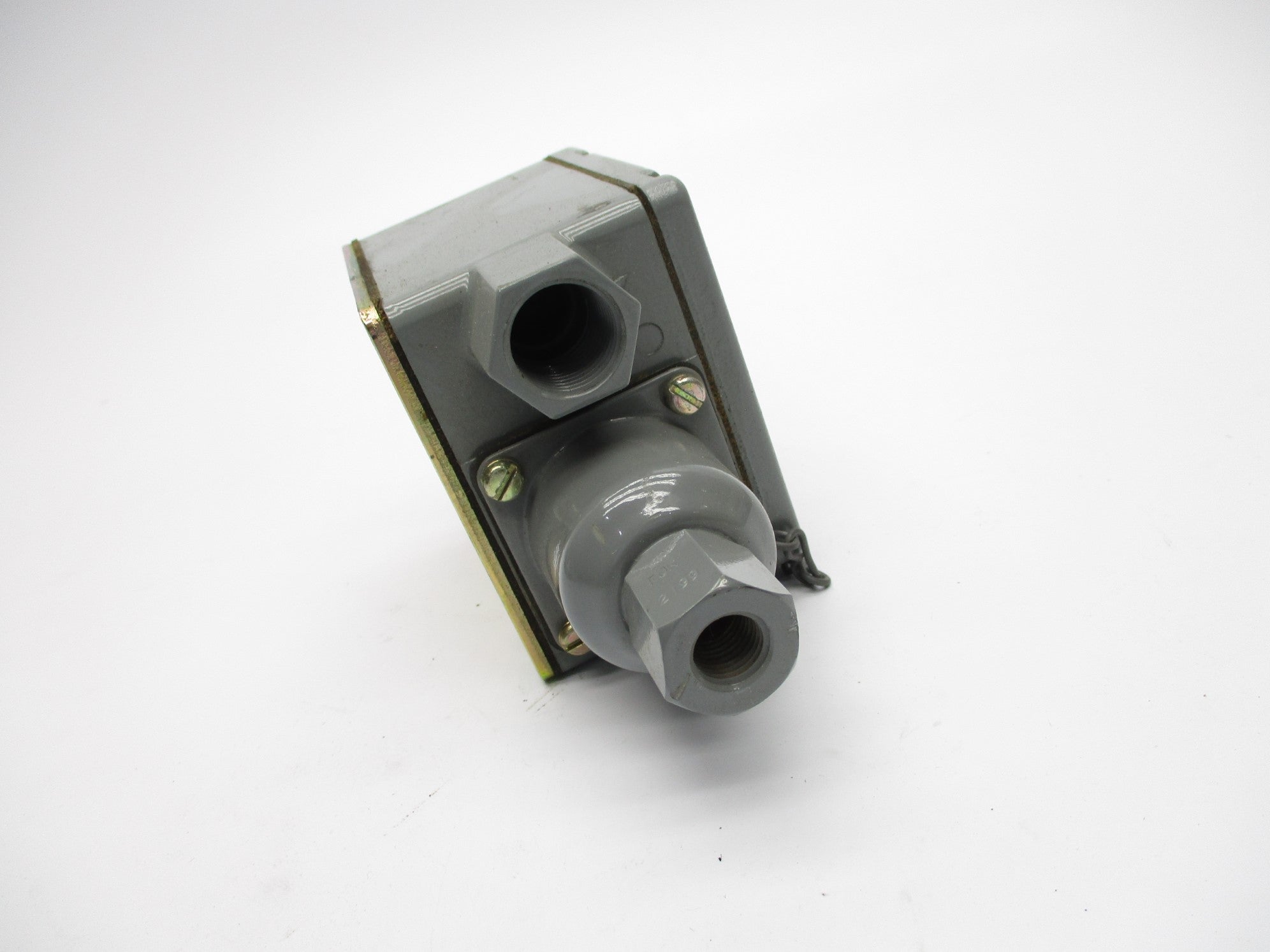 ALLEN BRADLEY 836T-T253JX9 SER. A 120-600VAC 12-150PSI NSNP