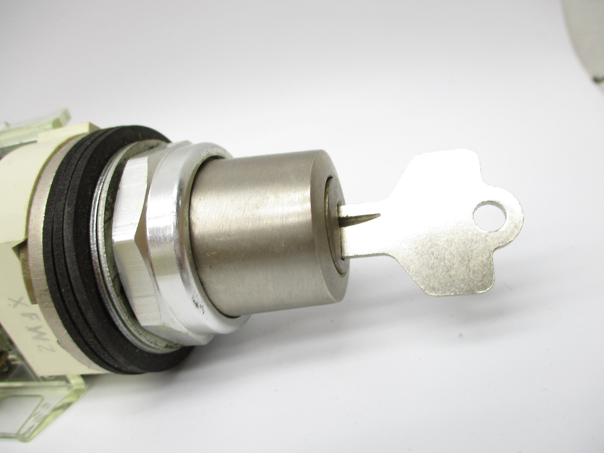 INDUSTRIAL SPARE PART 800T-J44KC7BH SER. N (BK/YL) NSMP
