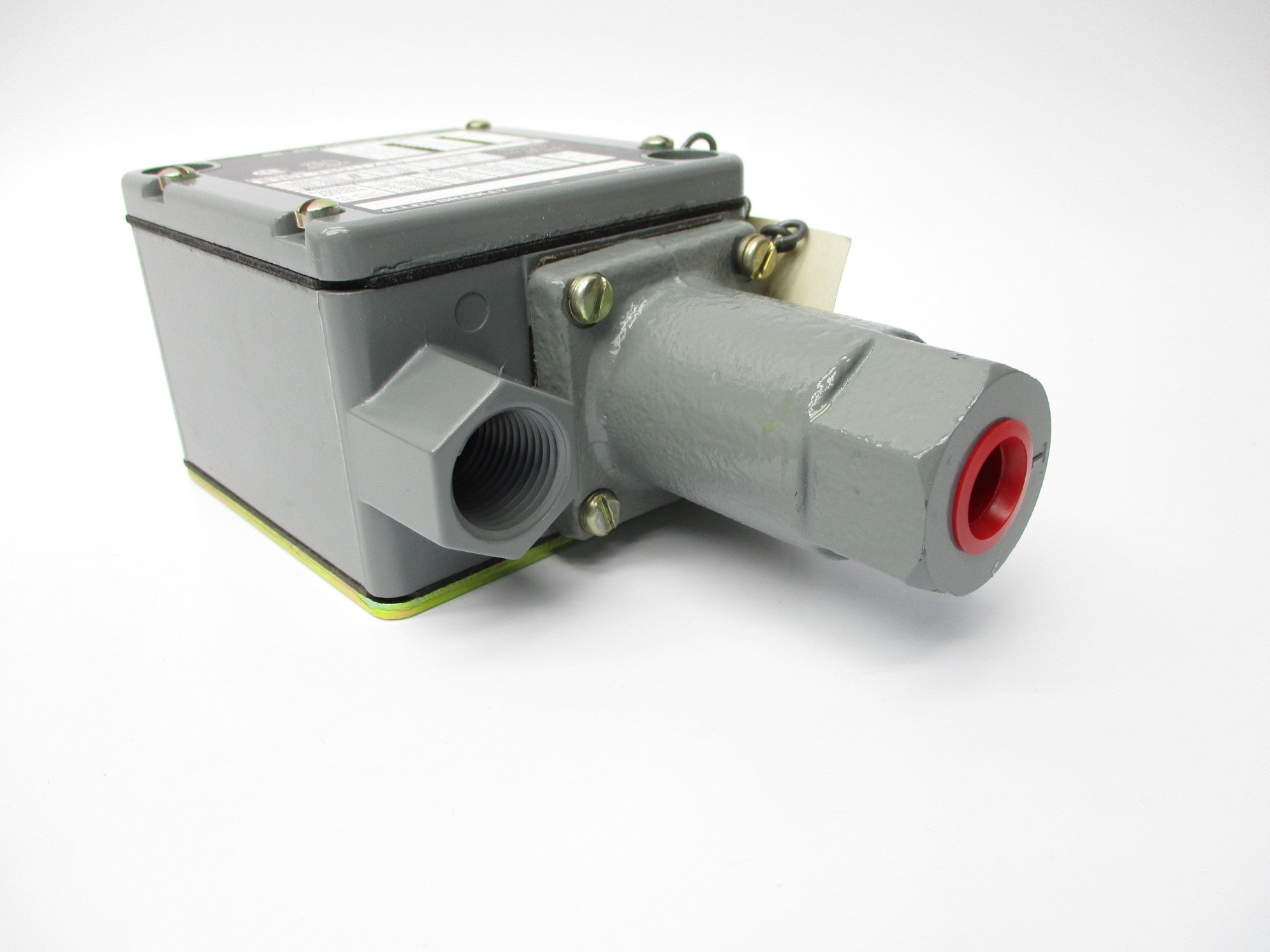 INDUSTRIAL SPARE PART 836T-T301JX25 SER. A 70-1000PSI (BR/YL) NSMP