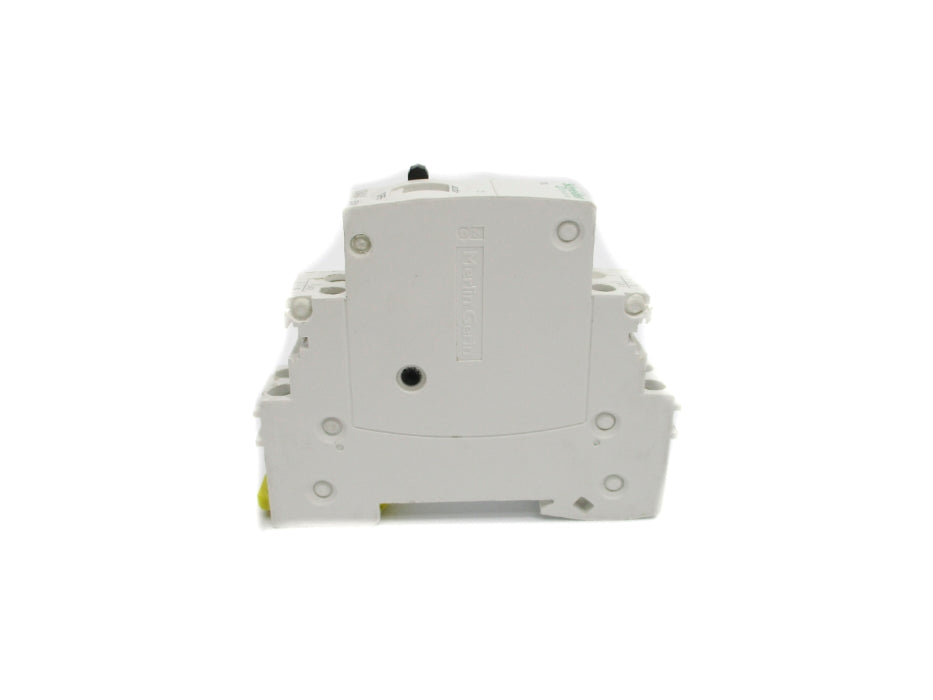 SCHNEIDER ELECTRIC A9C30812 230/240V 16A NSNP
