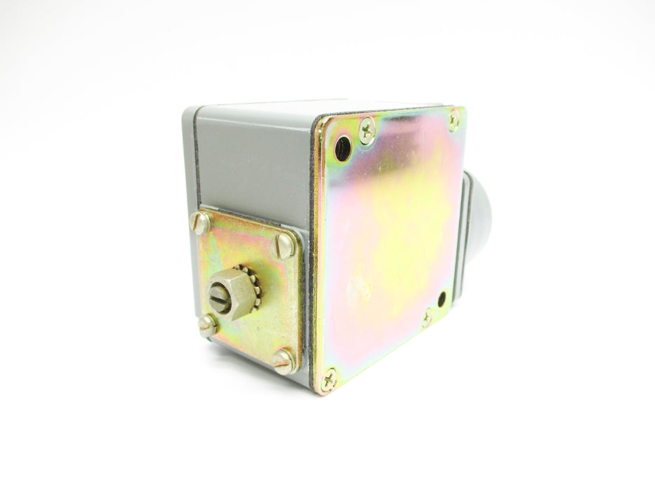 INDUSTRIAL SPARE PART 836T-T260J SER. A 3-35PSI (BR/YL) NSMP