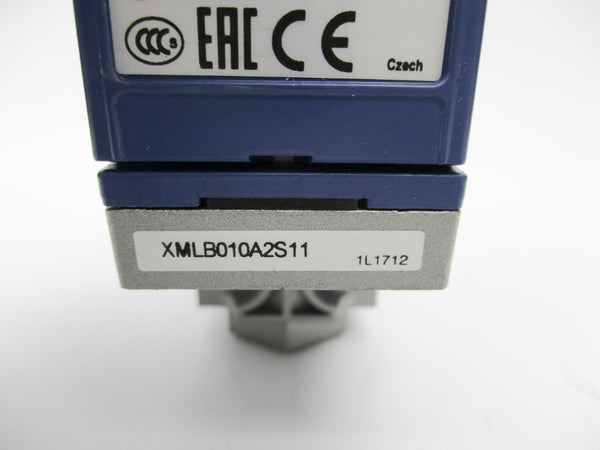 TELEMECANIQUE XMLB010A2S11 NSNP