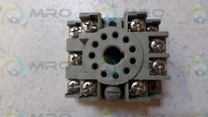 IDEC SR3P-05 RELAY SOCKET UNMP