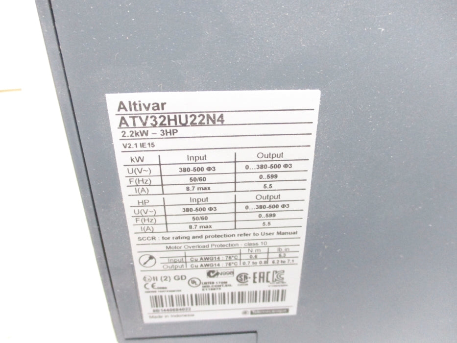 SCHNEIDER ELECTRIC ATV32HU22N4 380-500V 8.7A NSNP