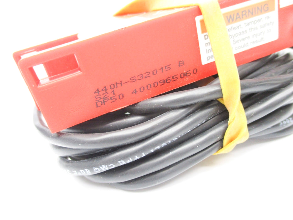 ALLEN BRADLEY 440N-S32015 SER. B NSNP