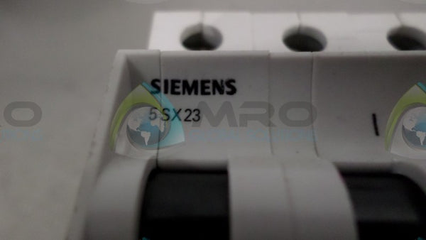 SIEMENS 5SX2332-7 CIRCUIT BREAKER 32A UNMP