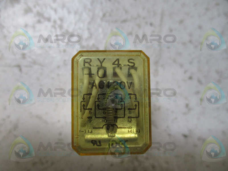 IDEC RY4S-U 120VAC *USED*