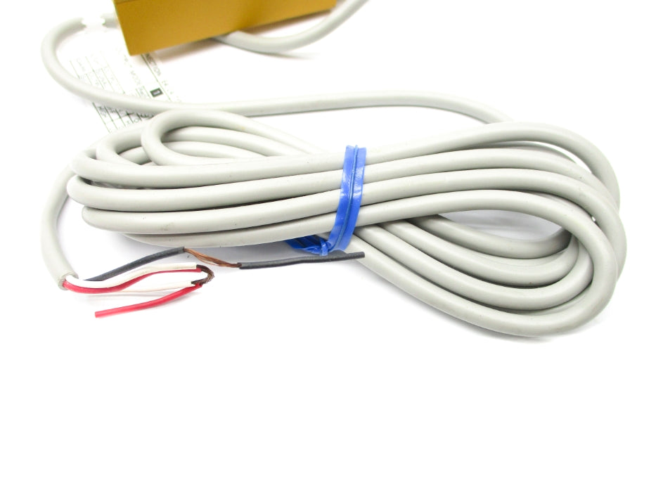 OMRON E3S-GS3E4 12-24VDC NSNP