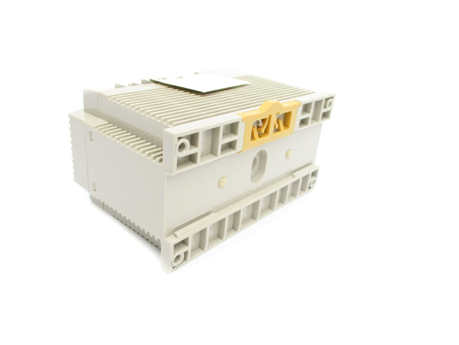 OMRON S82K-10024 100-120/200-240VAC 2.5/1.5A NSNP