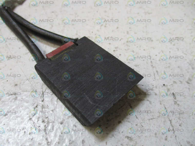 RELIANCE ELECTRIC RE44AT CARBON MOTOR BRUSH UNMP